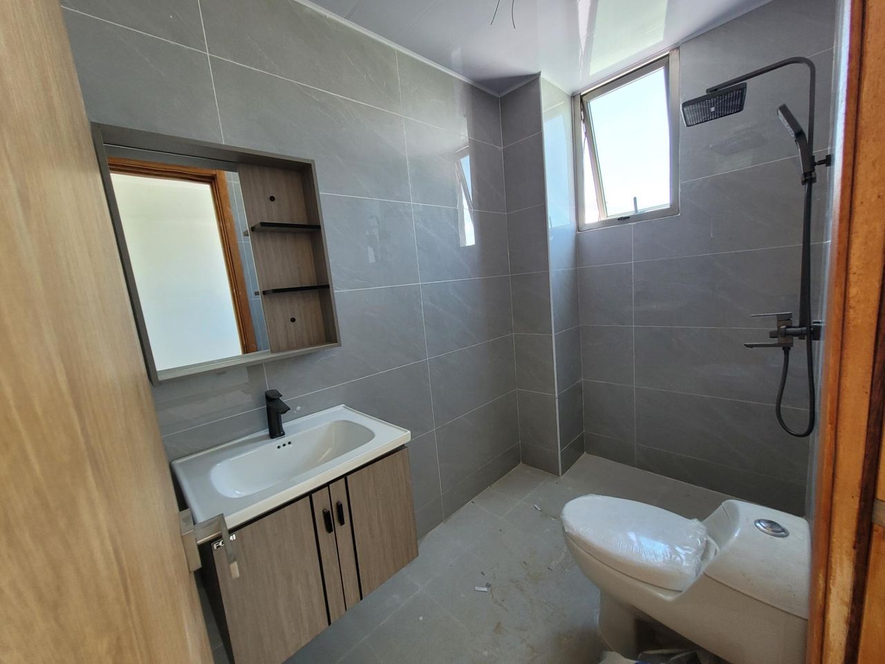 apartamentos - Venta de apto de 3 habitaciones nuevo a estrenar e 2