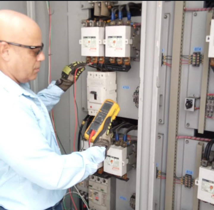 servicios profesionales - Servicio eléctrico y reparaciones de televisores a 2