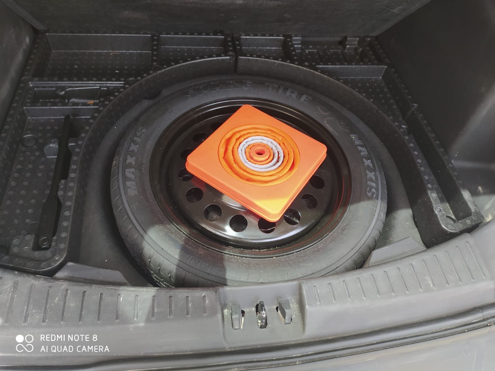 jeepetas y camionetas - Ford Escape 2017 Negociable  4