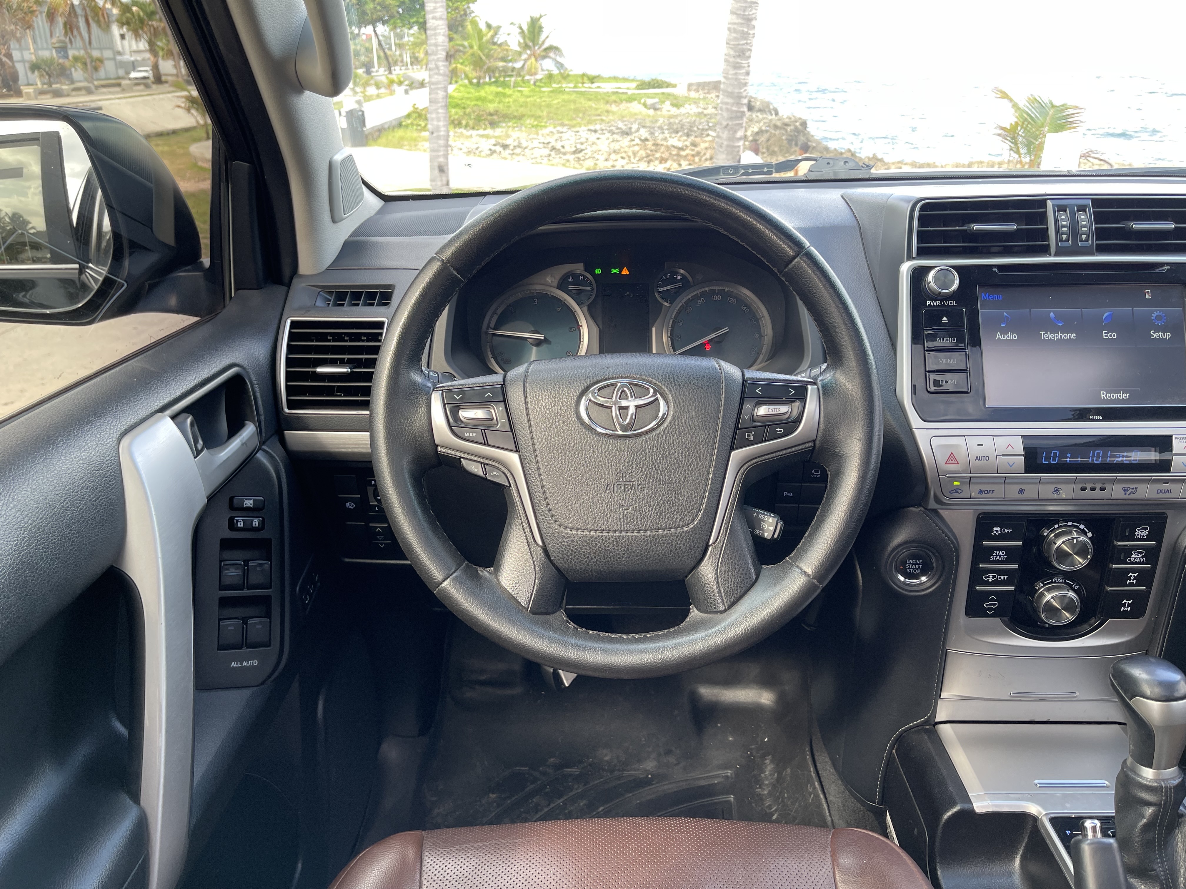 jeepetas y camionetas - Toyota Land Cruiser Prado VXL 2020 9