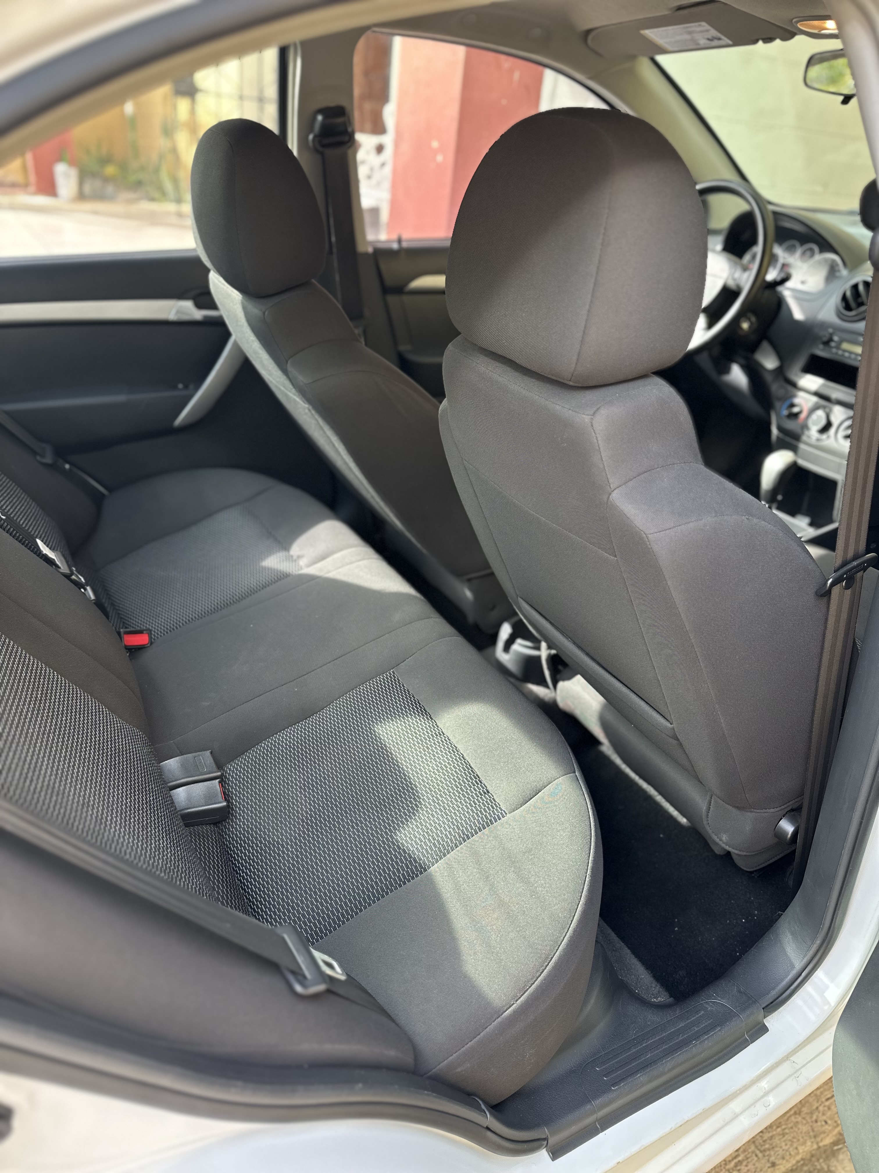 carros - Chevrolet Aveo 2015 oportunidad  7