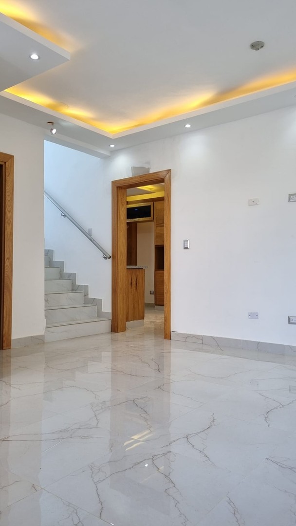 casas - Se vende casa en Brisa Oriental San Isidro 2