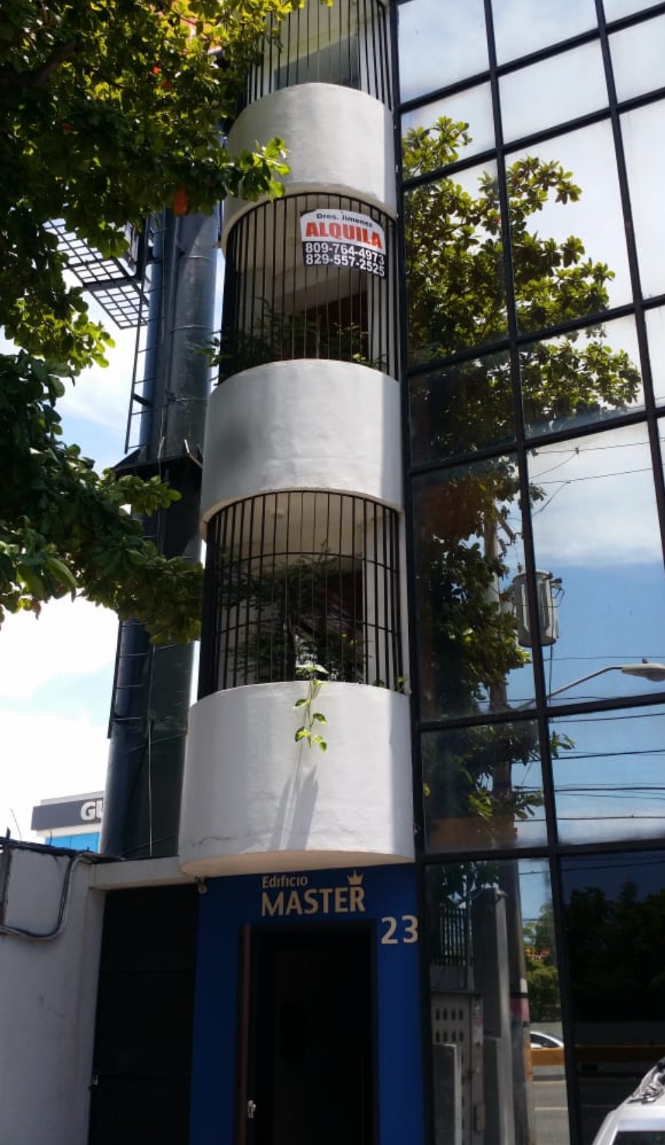 oficinas y locales comerciales - SE ALQUILA LOCAL EN AV 27 DE FEBRERO  7