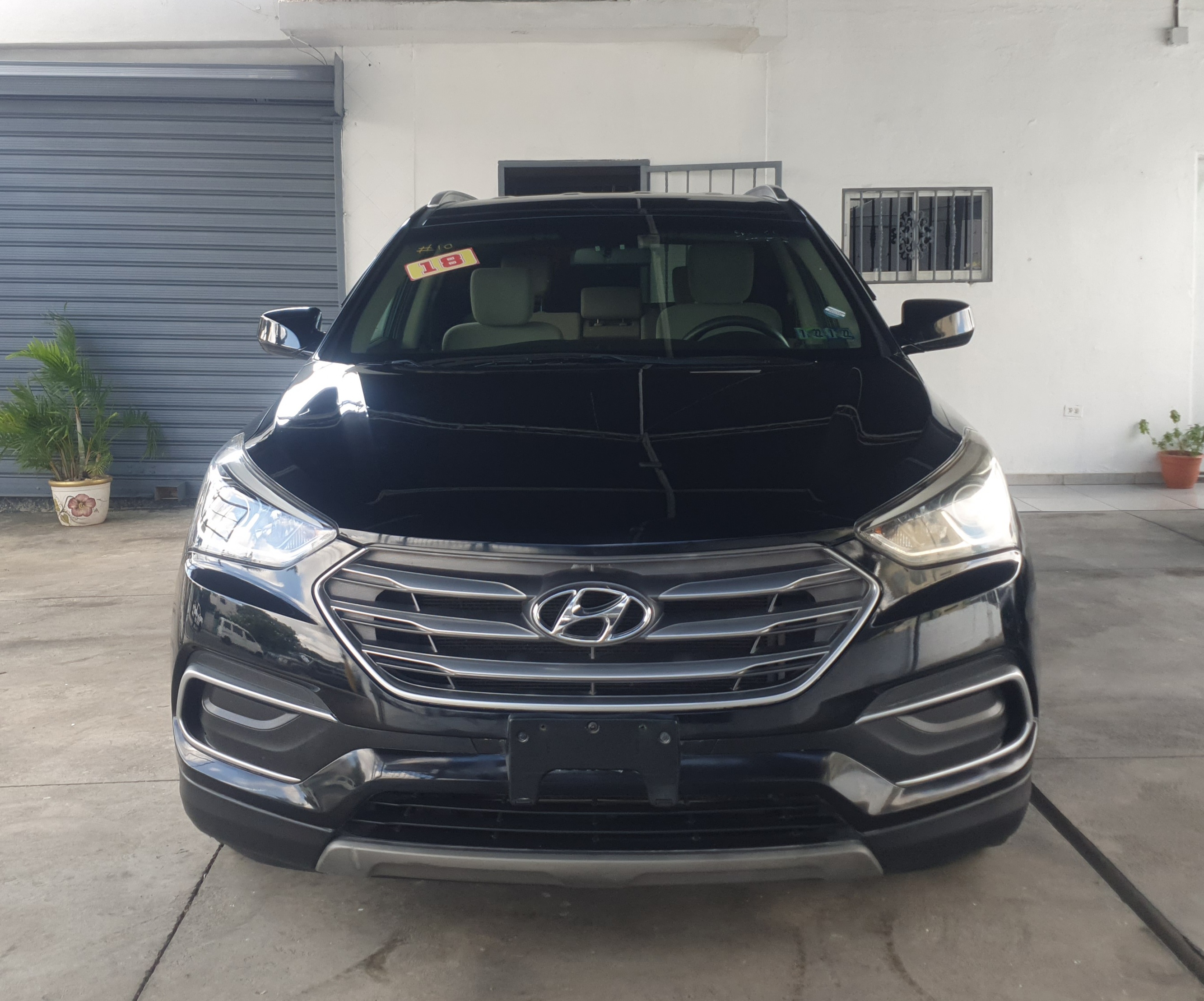 jeepetas y camionetas - HYUNDAI SANTA FE SPORT 2018 EN OFERTA SIN USO RD 7
