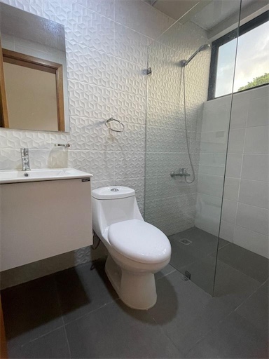 apartamentos - Venta de apartamento en el renacimiento Distrito Nacional con amplia terraza 8