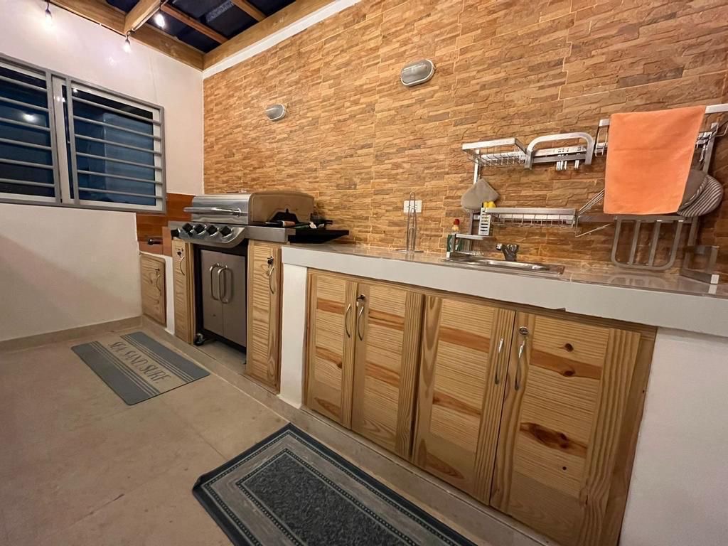 apartamentos - venta de apartamento 1er piso amueblado con jacuzzi en autopista de san isidro 6
