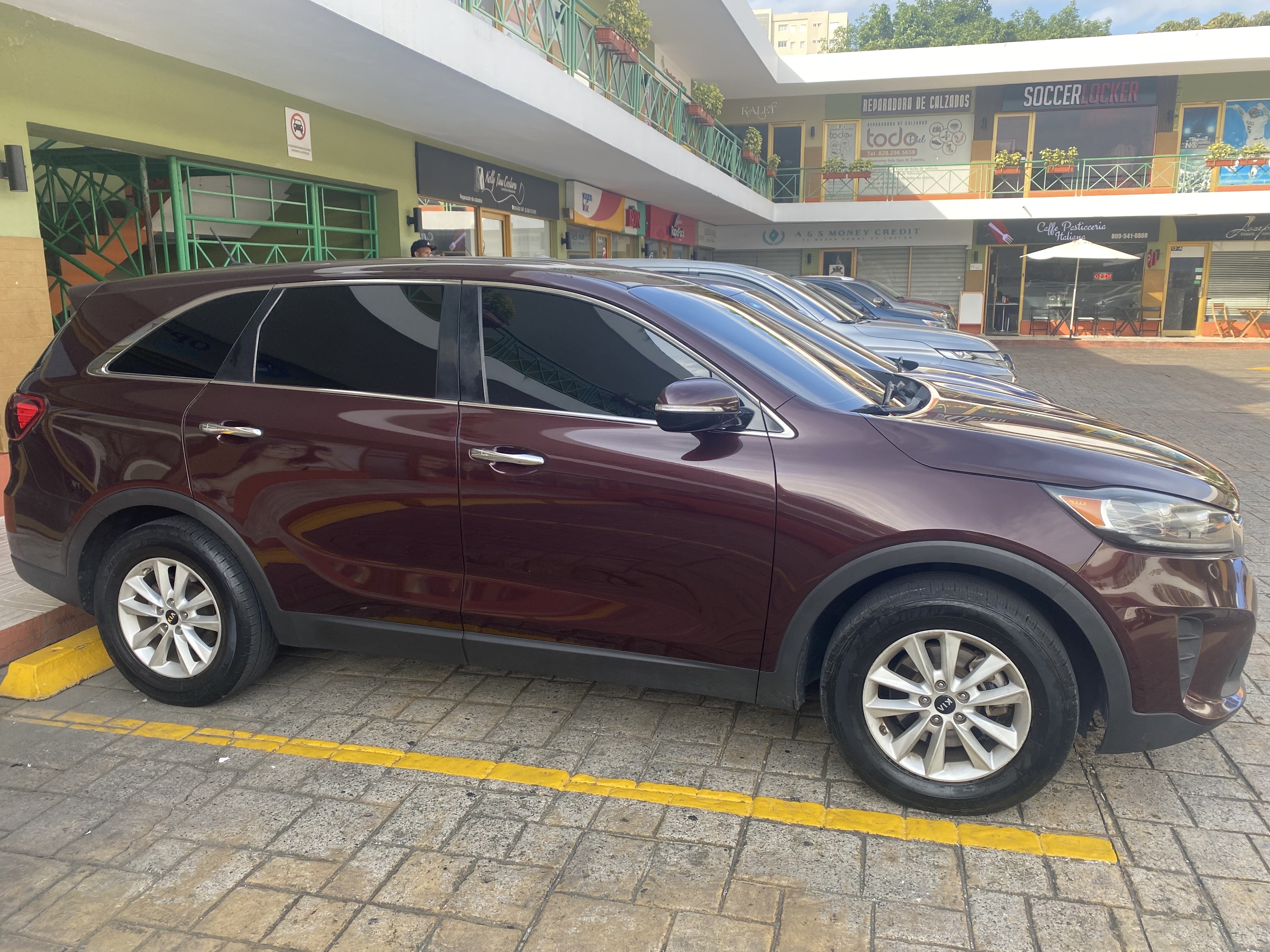 jeepetas y camionetas - kia sorento LX 2020 2.4FWD 1