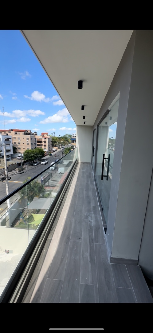 oficinas y locales comerciales - Local comercial oficinas plaza arroyo hondo 50-63 metros o piso completo 3