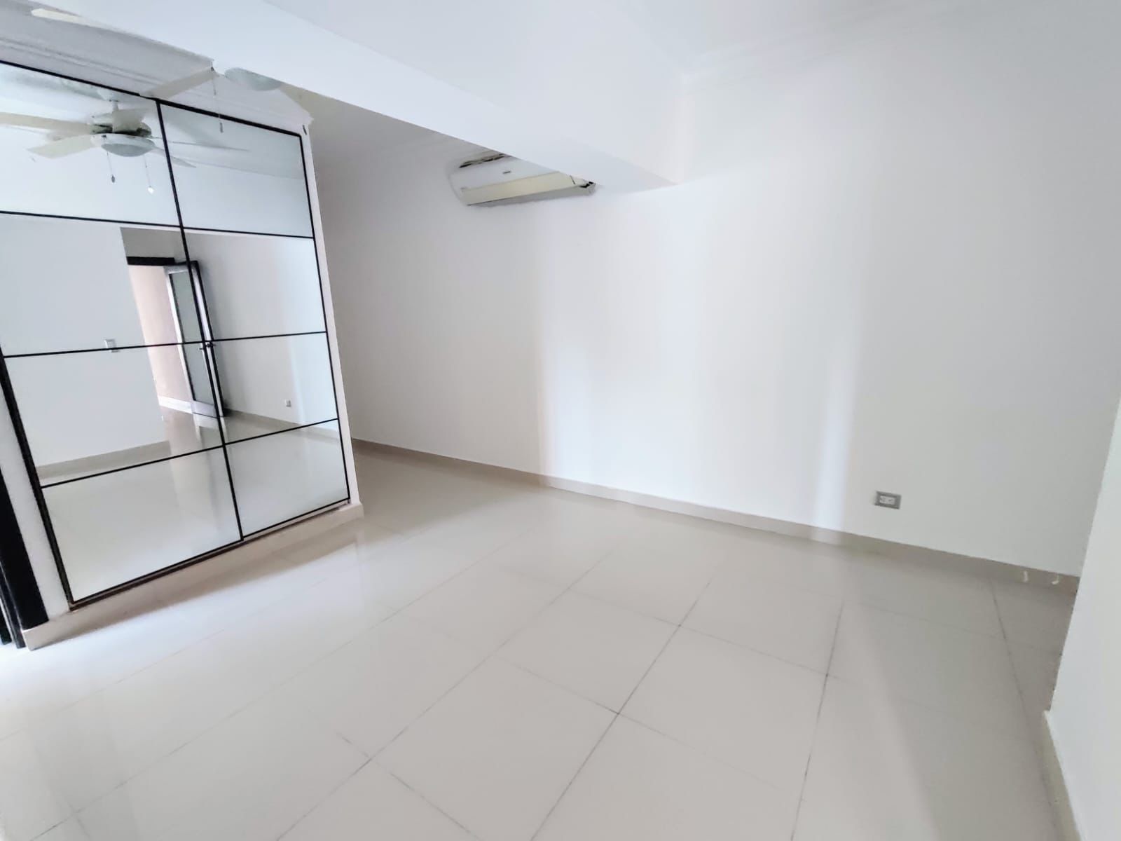 apartamentos - Urbanización Real Apartamento en Alquiler 8