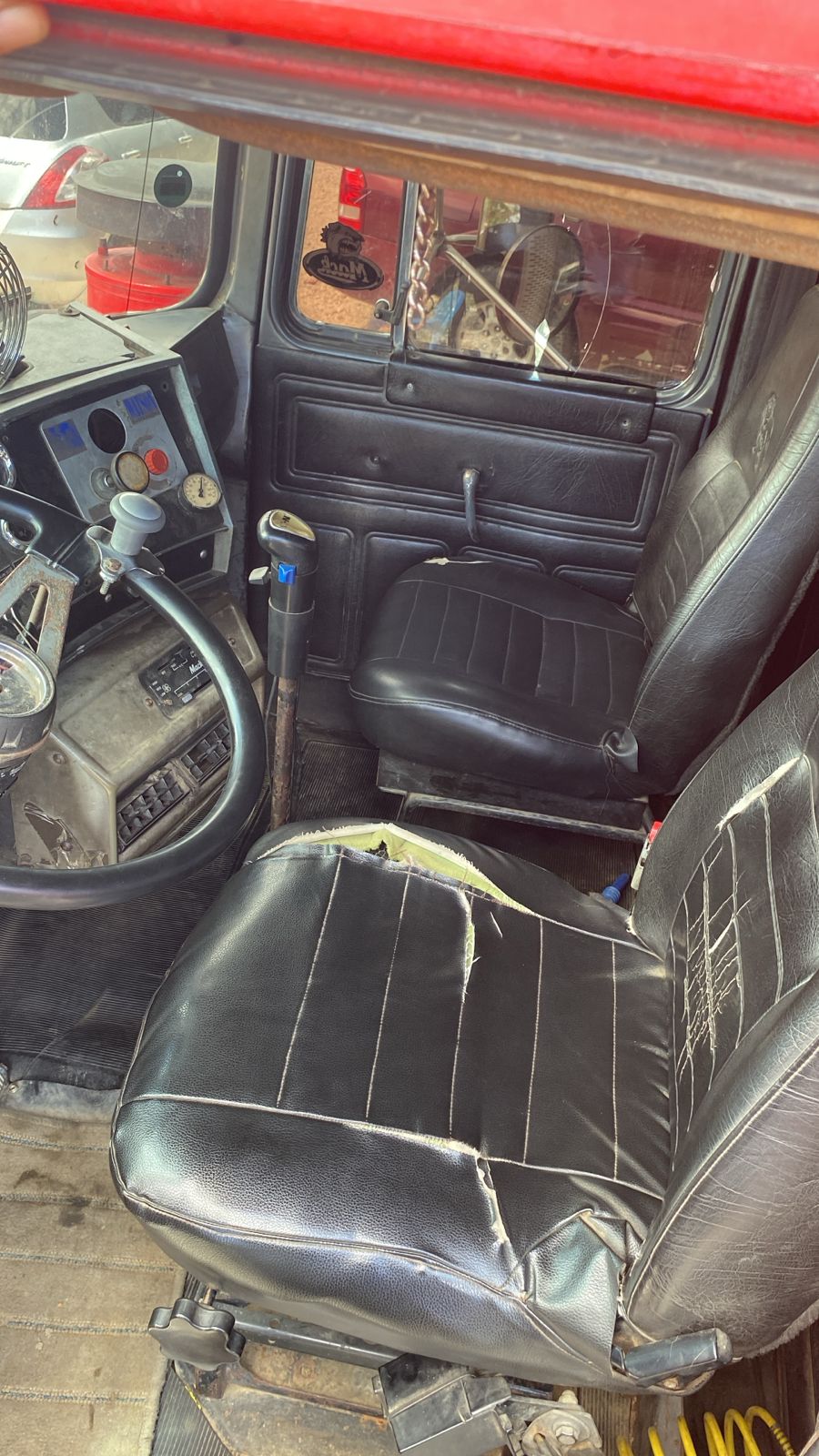 camiones y vehiculos pesados - CAMION VOLTEO MACK EN EXCELENTES CONDICIONES 4