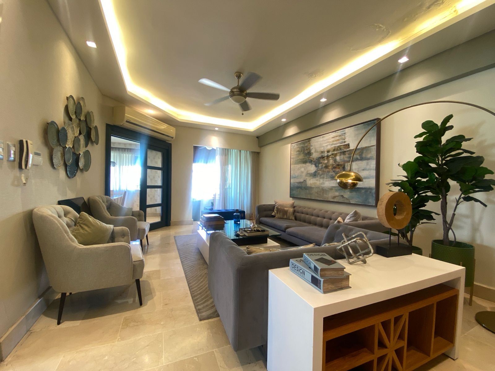 apartamentos - Vendo Ph jardines del sur tres hab 2.5 baños dos p