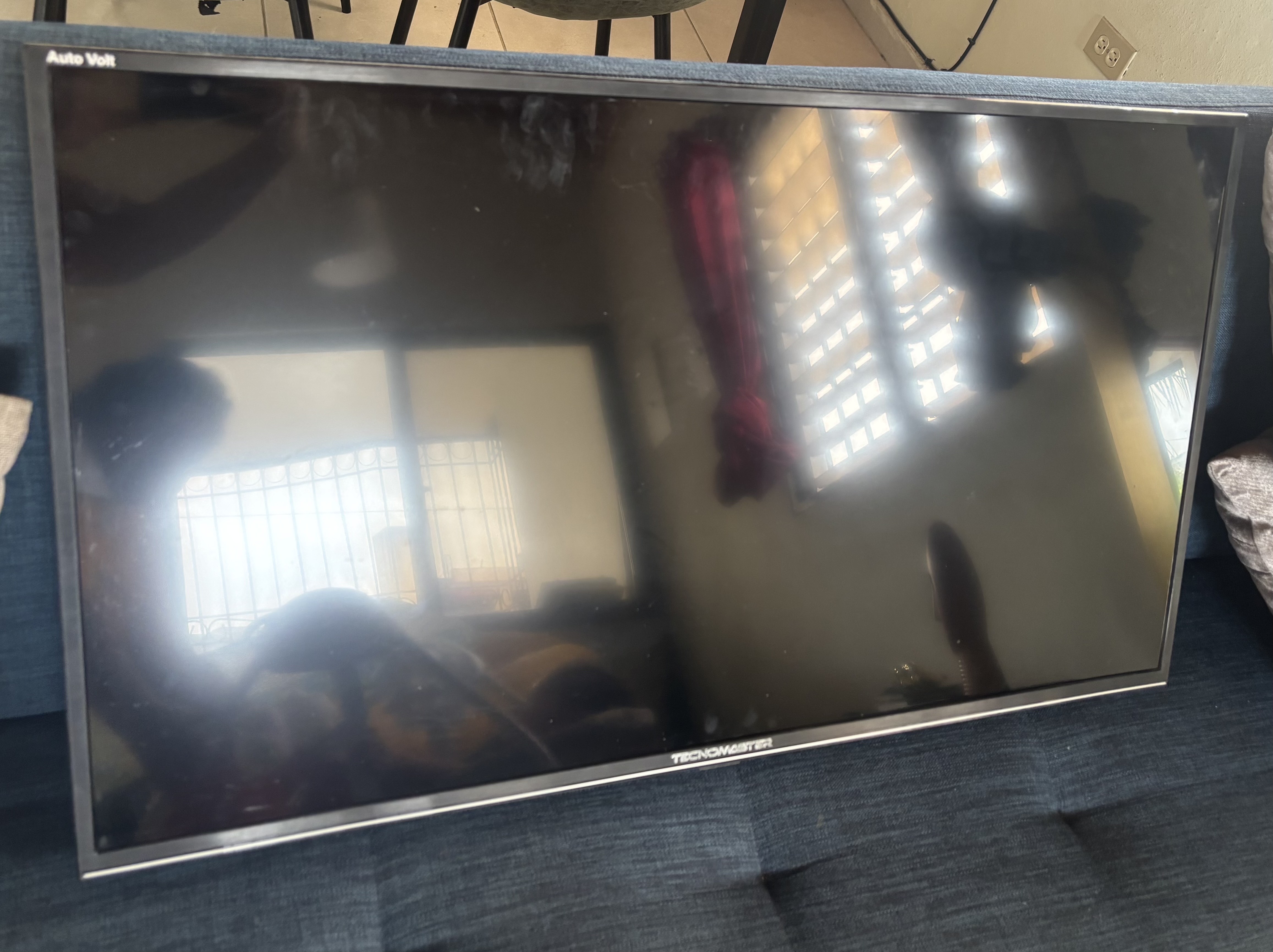 tv - SMART TV 43” 3
