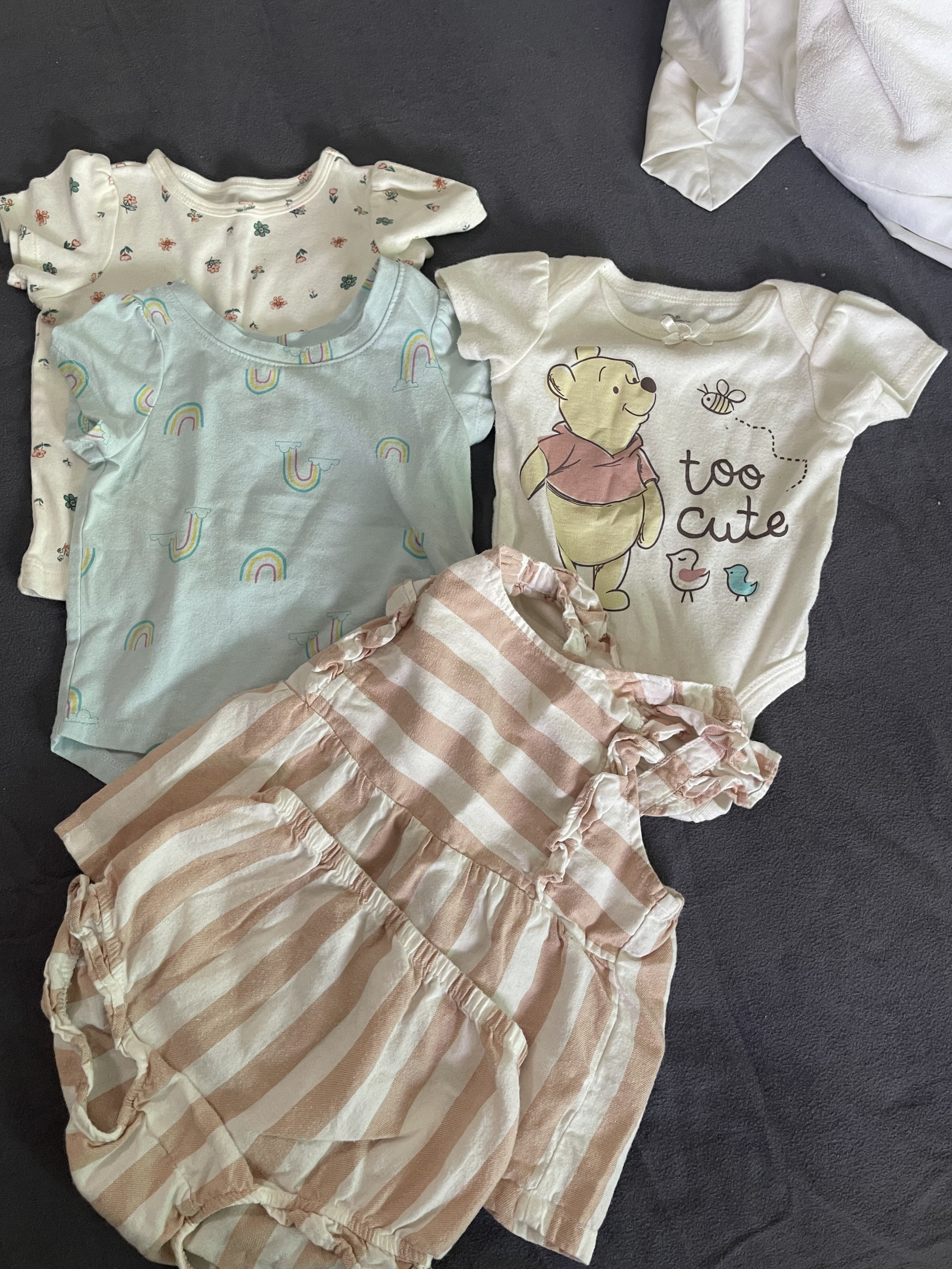ropa y zapatos - Lote de más 40 piezas  6