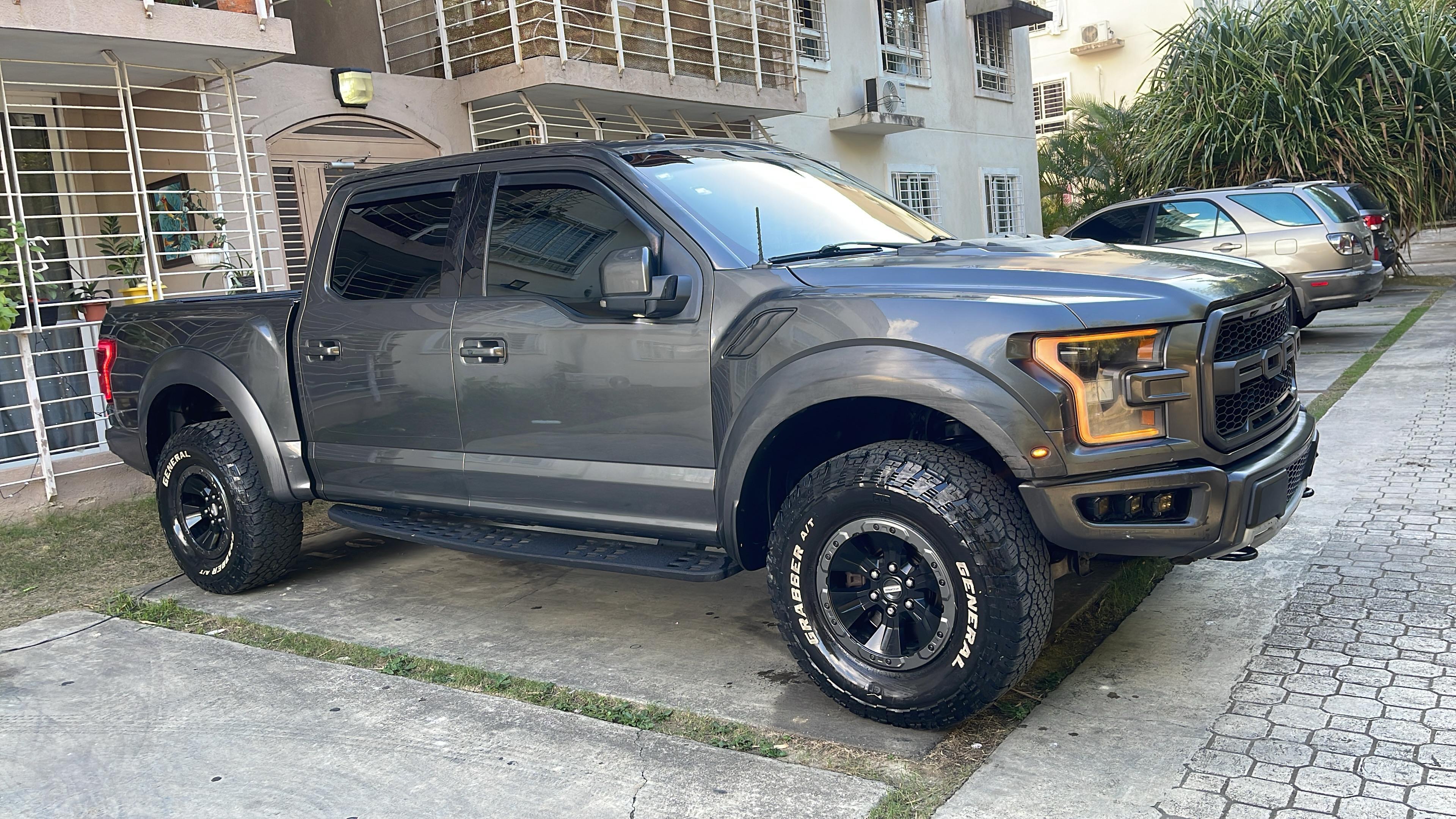 jeepetas y camionetas - Raptor 2017 4