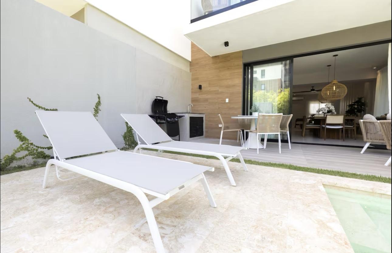 otros inmuebles - Spacious Villa Habitat w/ Private Pool & BBQ! 2