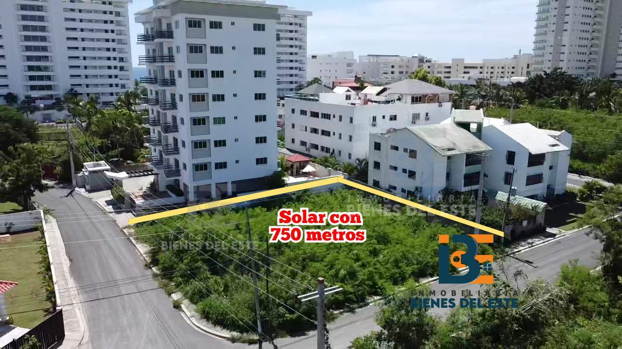 solares y terrenos - SE VENDE solar de 750 metros en Juan Dolio.