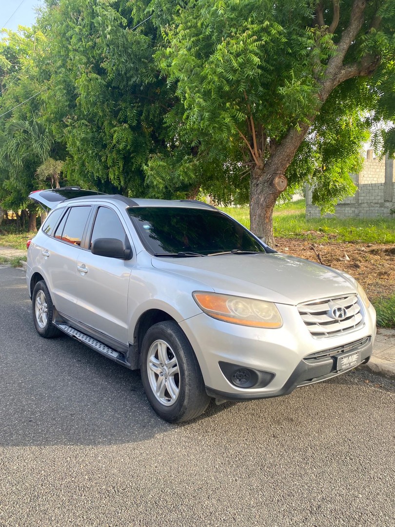 jeepetas y camionetas - Hyundai Santa Fe 2011 OPORTUNIDAD 8