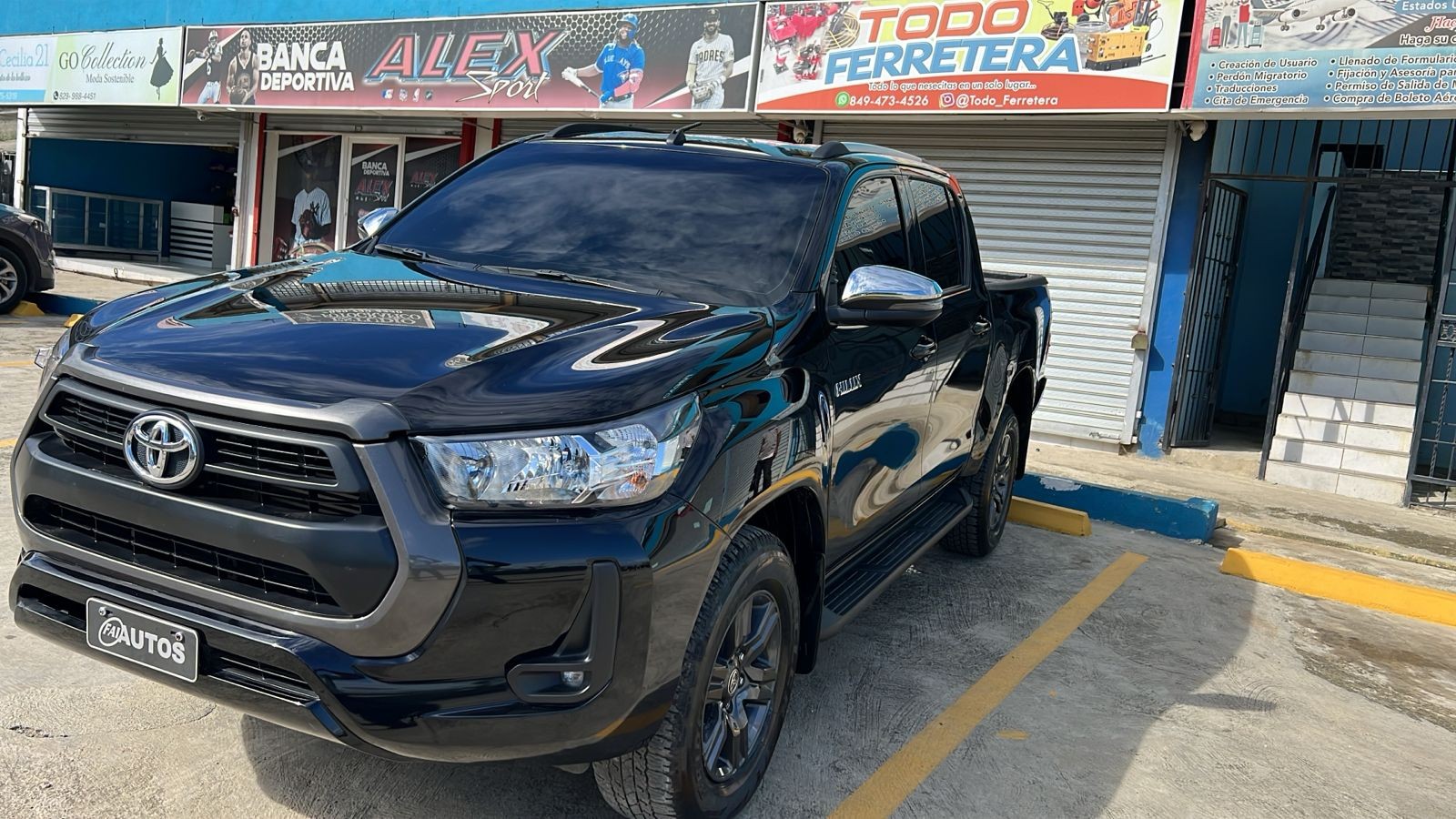equipos profesionales - Toyota Hilux 2023 