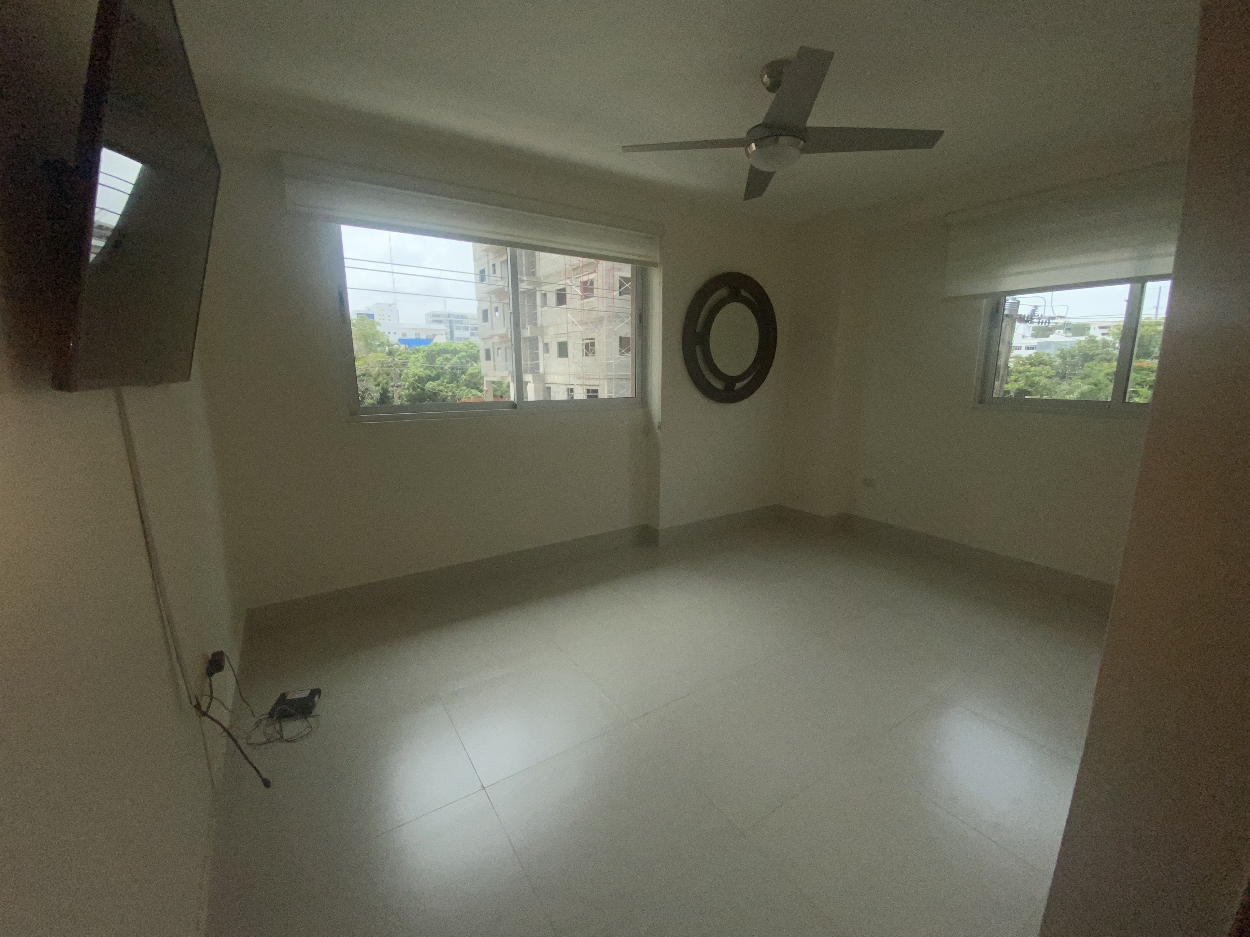 apartamentos - LOCAL O VIVIENDA FAMILIAR EN LAS CASTELLANA, D.N 8