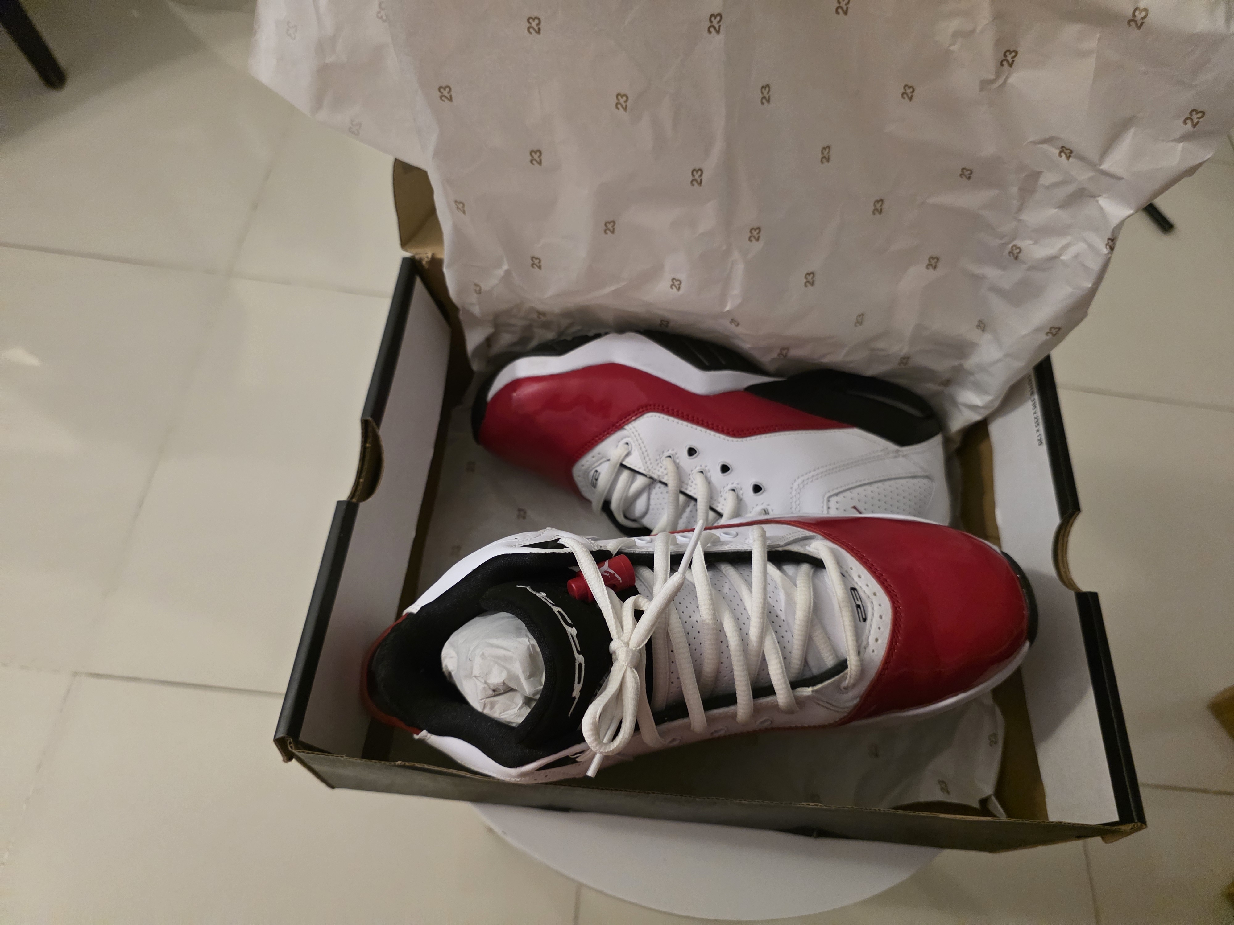 ropa y zapatos - Tennis Nike Jordan B'Loyal 3