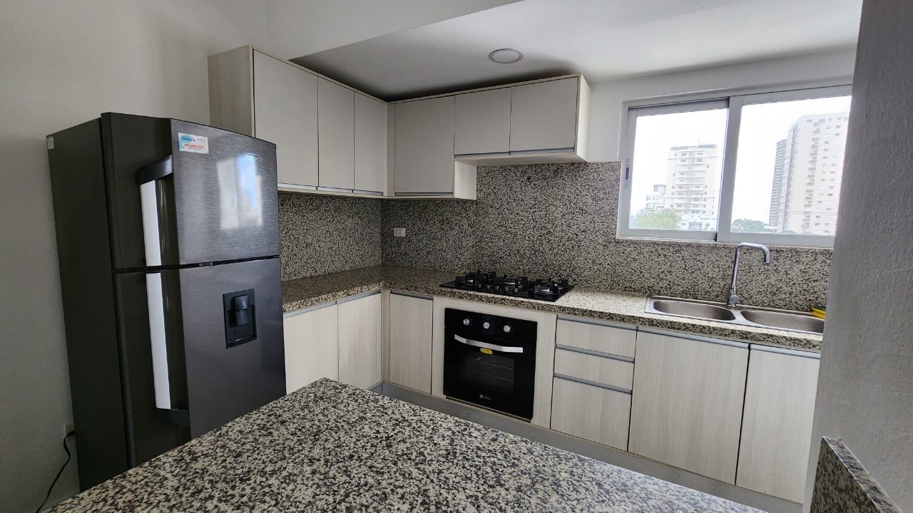 apartamentos - Apartamento de Una Habitación en Santo Domingo Distrito Nacional  0