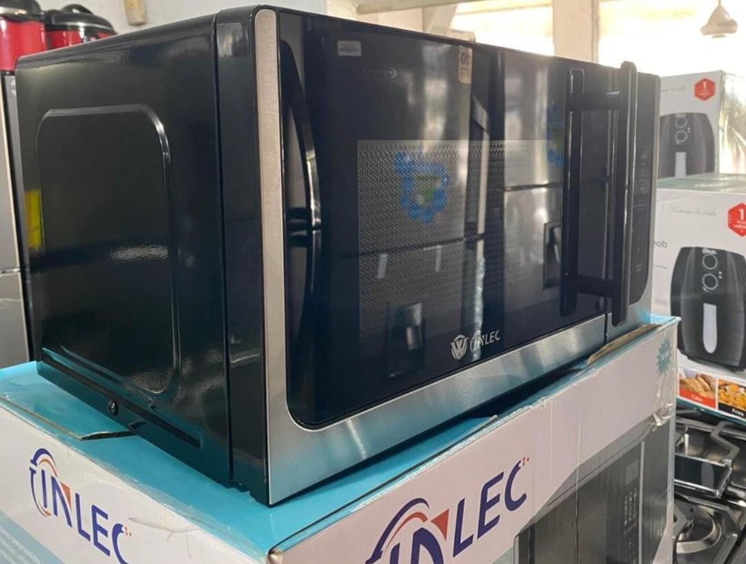 electrodomesticos - Microondas Inlec 0.7 pies cúbicos 
20 litros 
Modelo C20PXP33
 3