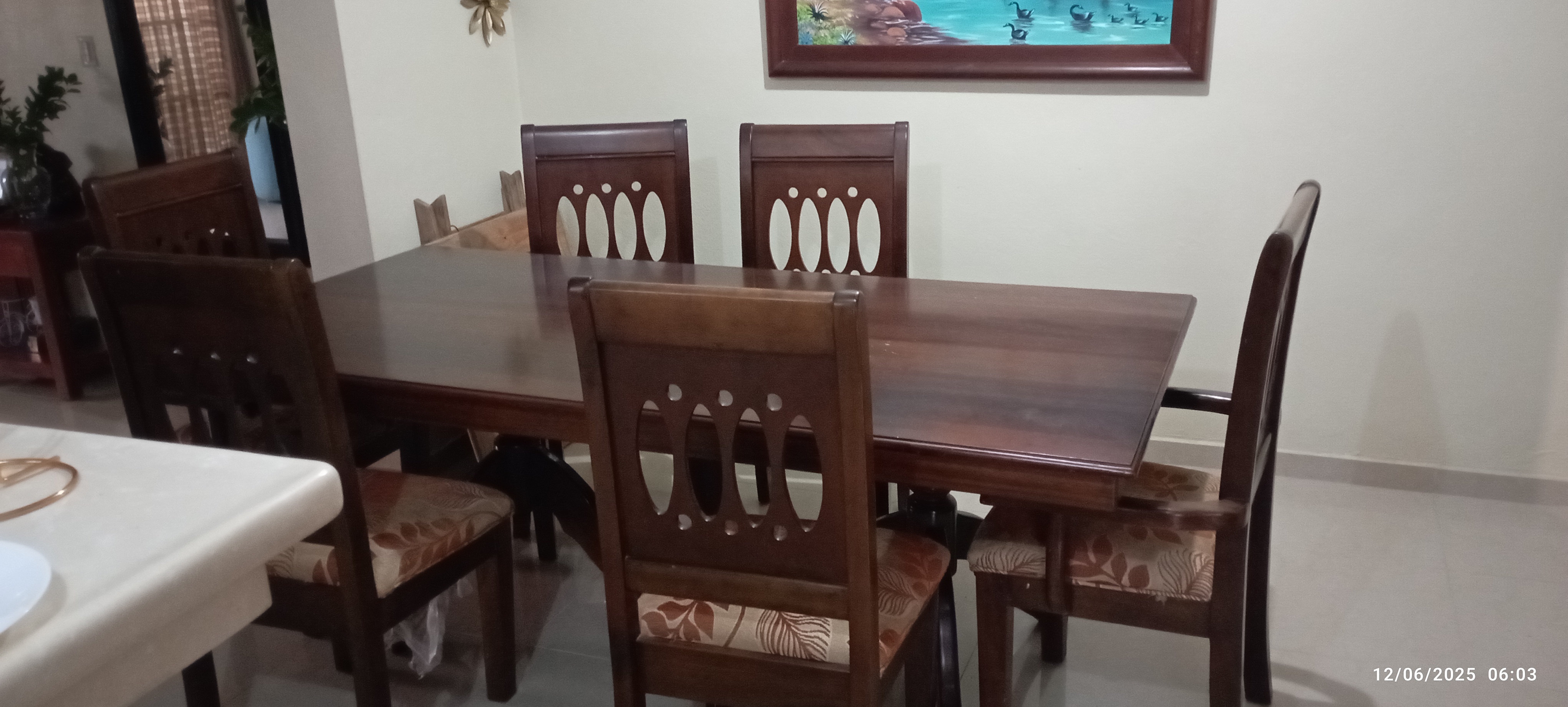 muebles y colchones - JUEGO DE COMEDOR DE 6 SILLAS 0