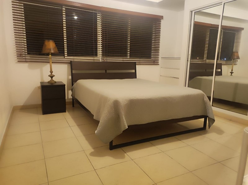 apartamentos - Alquilo Apartamento en 
Gazcue, 7mo piso 

 1