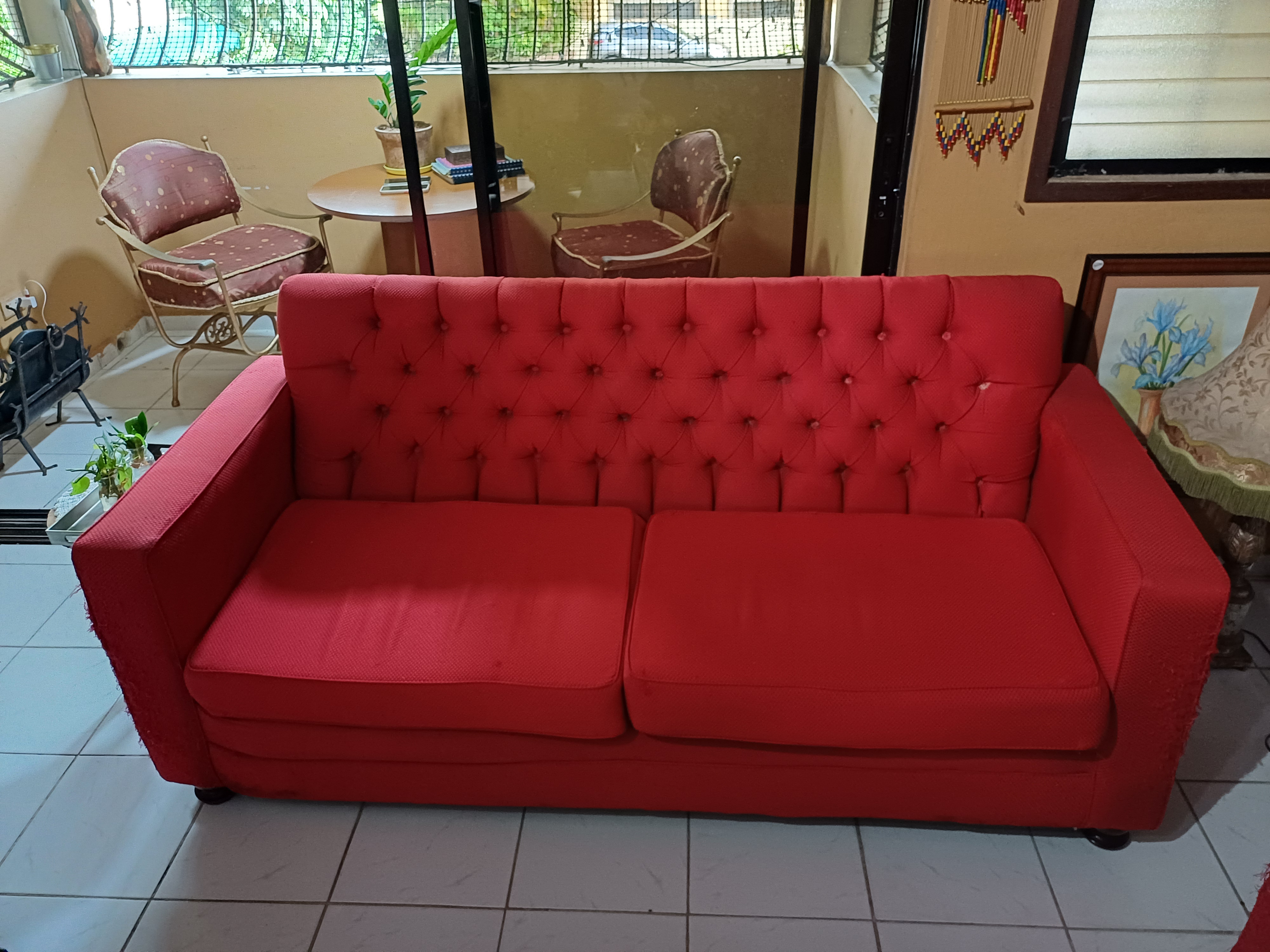 muebles y colchones - Muebles acoginados rojos.  0