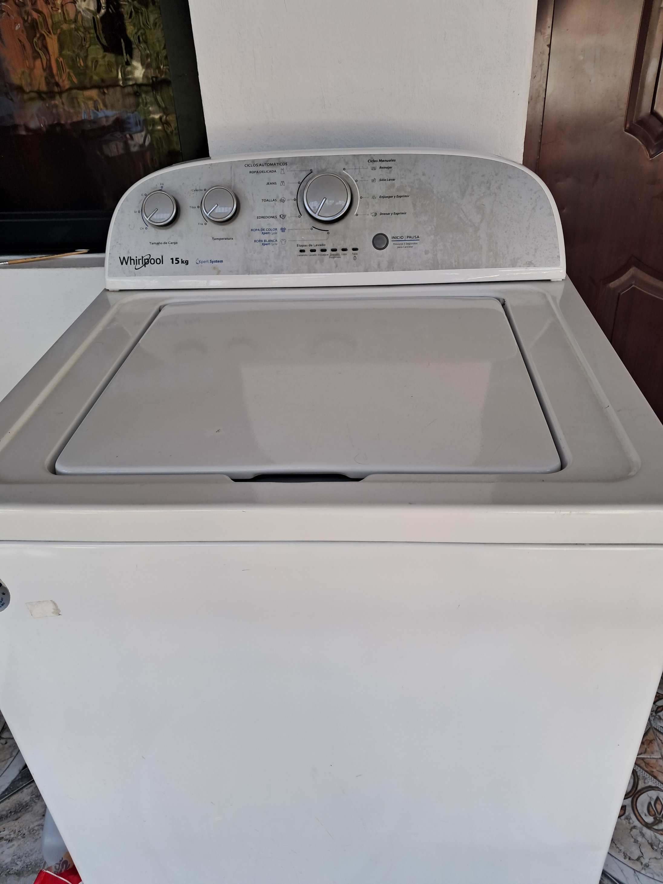 electrodomesticos - se vende lavadora whirlpool  de 15 kilos . 