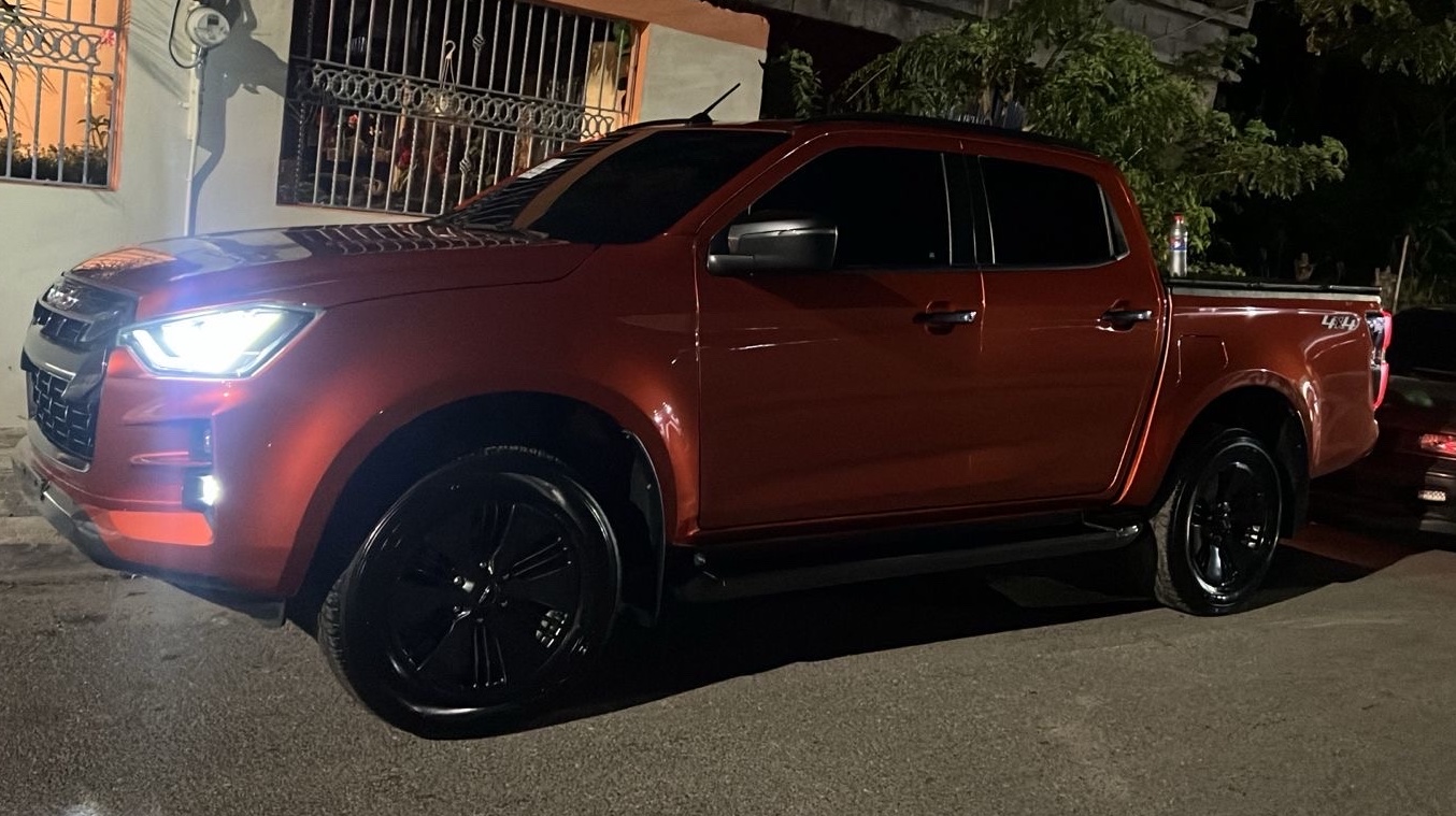 jeepetas y camionetas - único dueño, título en mano 4