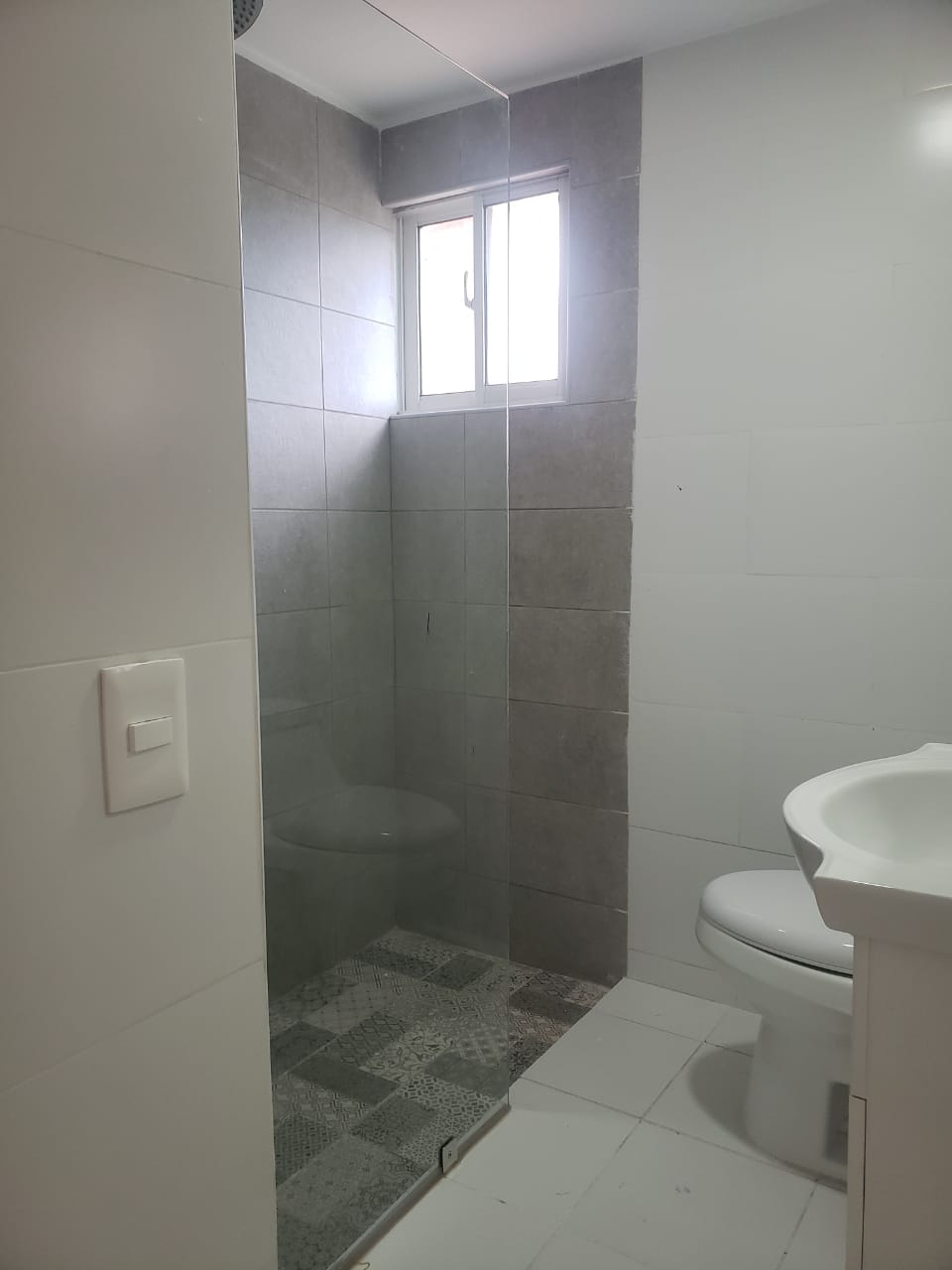 apartamentos - Se Alquila, Apartamento 2Hab Vacio Remodelada,Naco 5