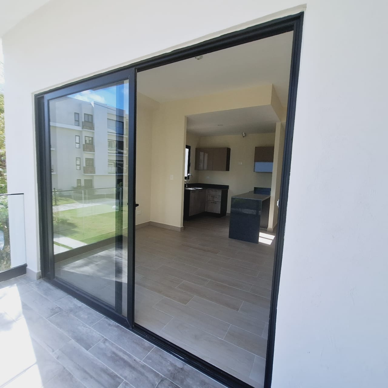 apartamentos - Renta de Apartamento en Panorama Lake Vista Cana 1