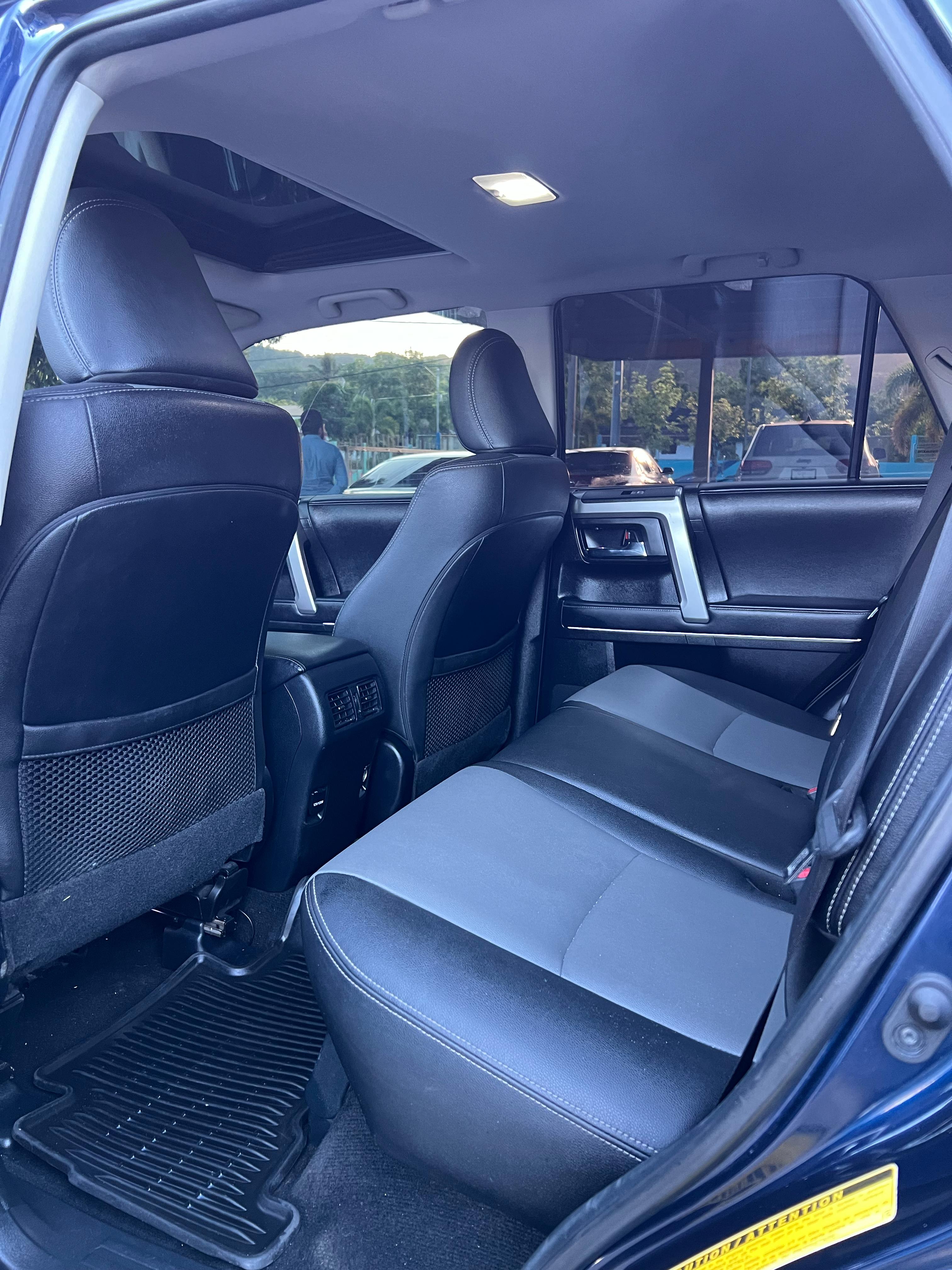 jeepetas y camionetas - Toyota 4runner Sr5 2019 premium  2