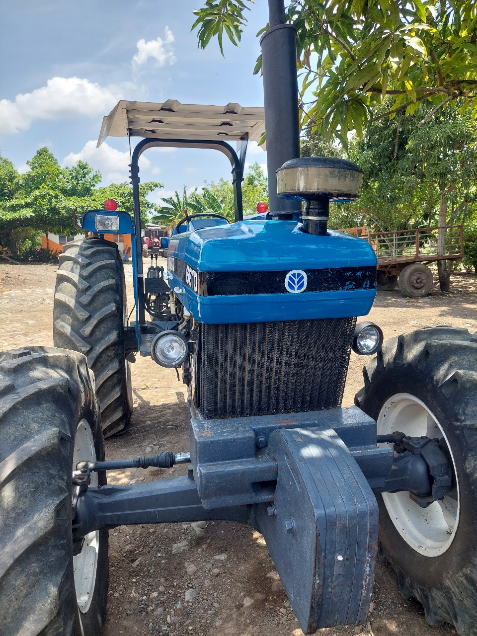otros vehiculos - EN VENTA: Tractor New Holland 6610 4x4 con Rastra  5