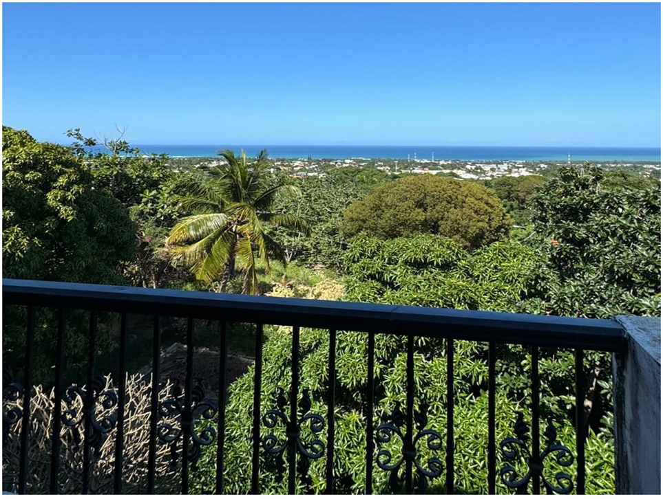 casas vacacionales y villas - Casa 3 Niveles (VISTA AL MAR),  PUERTO PLATA, URB. 8