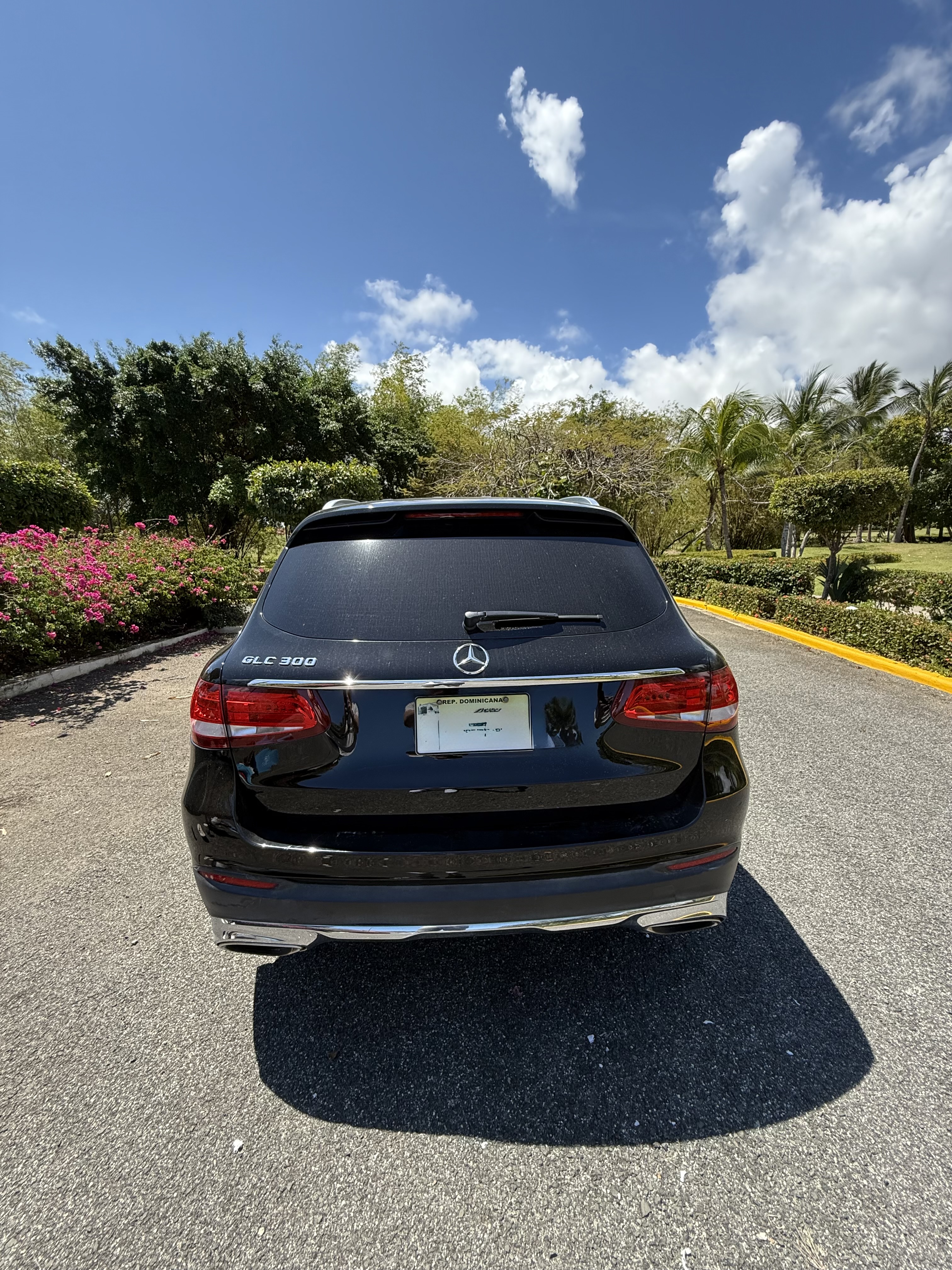 jeepetas y camionetas - VENDO Mercedes Benz GLC 300 7