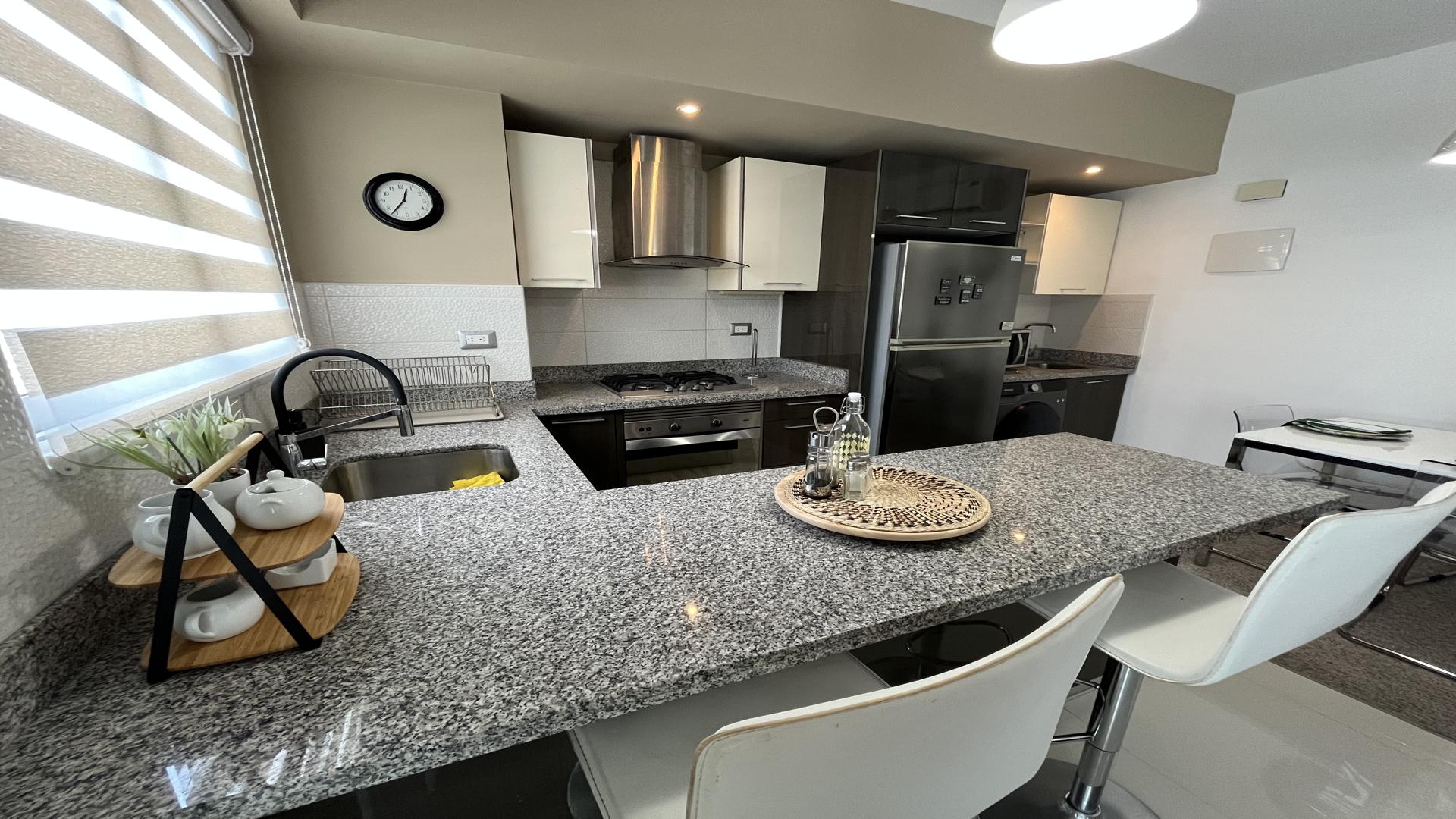 apartamentos - Apartamento en Alquiler en PIANTINI Amueblado de Una Habitación 4
