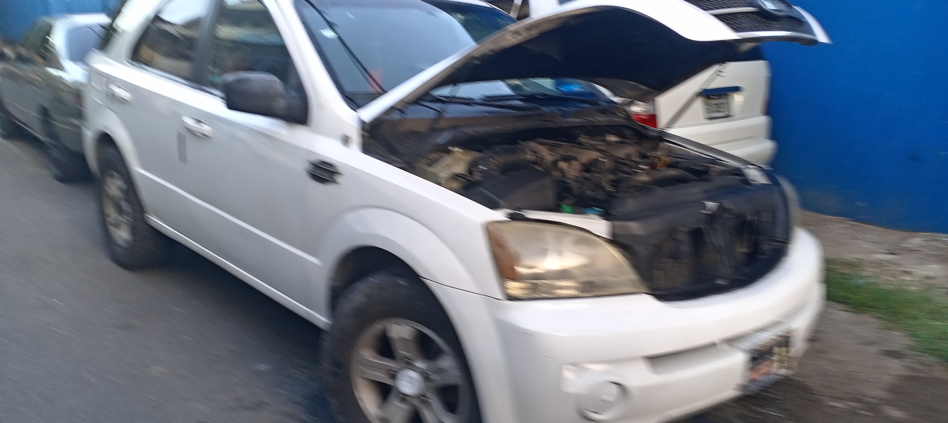 jeepetas y camionetas - VENDO KIA SORENTO 2004 7