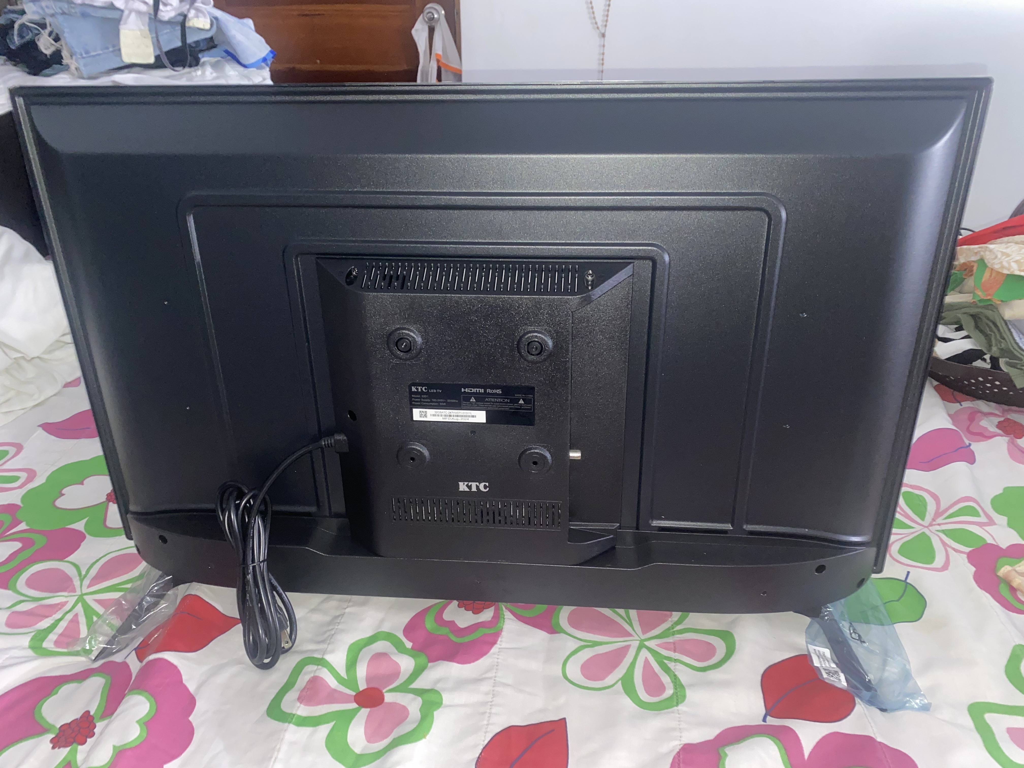 electrodomesticos - Televisor KTC 32 pulgadas M32led smart- LIGERAMENTE NEGOCIABLE 1