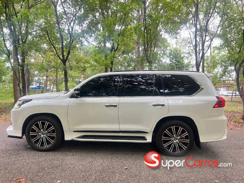jeepetas y camionetas - Excelente condiciones mantenimiento al día Precio  0