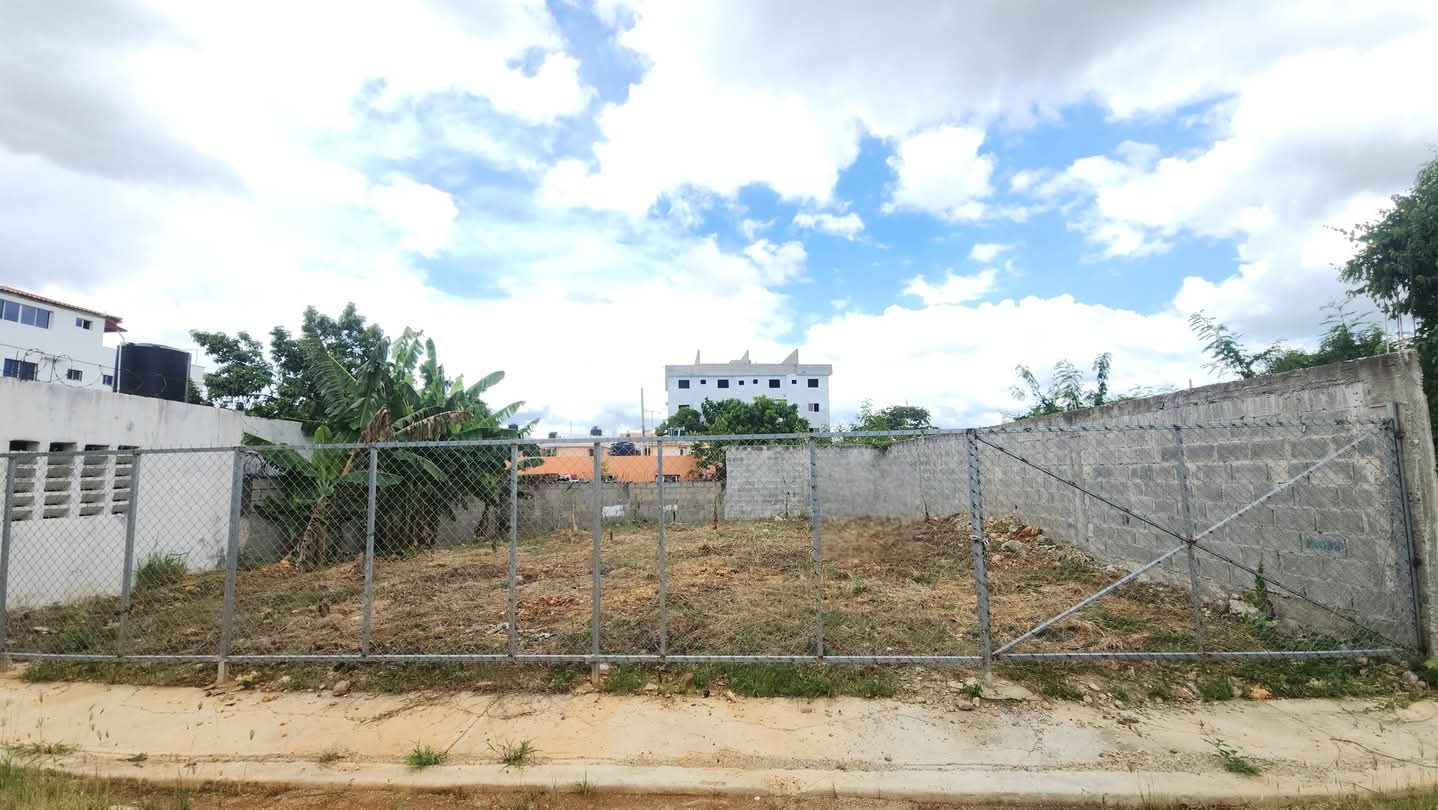 solares y terrenos - Vendo Mi Solar 237 mts con titulo en brisa oriental avenida ecologíca san isidro 0