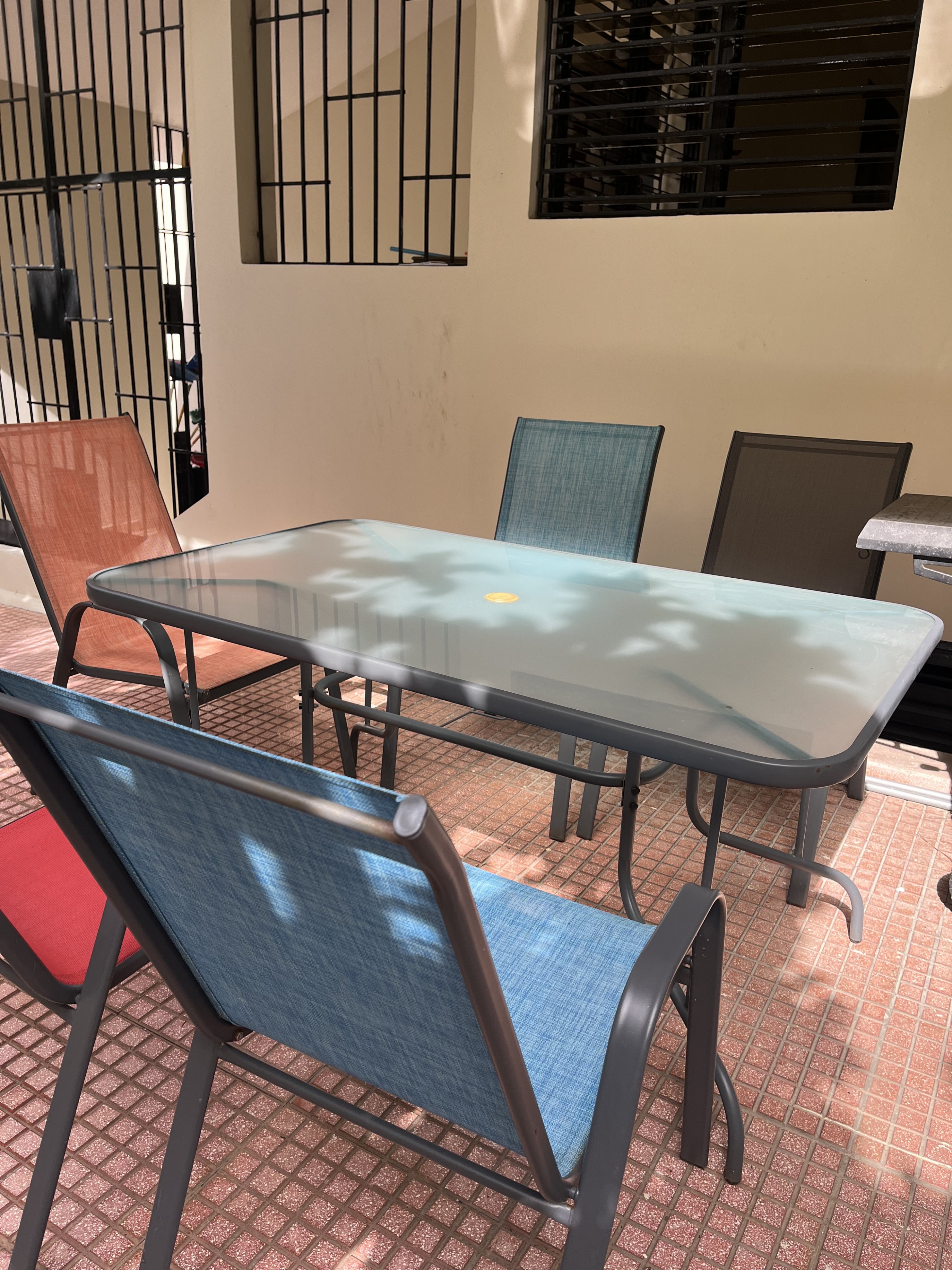 muebles y colchones - comador de jardín 0