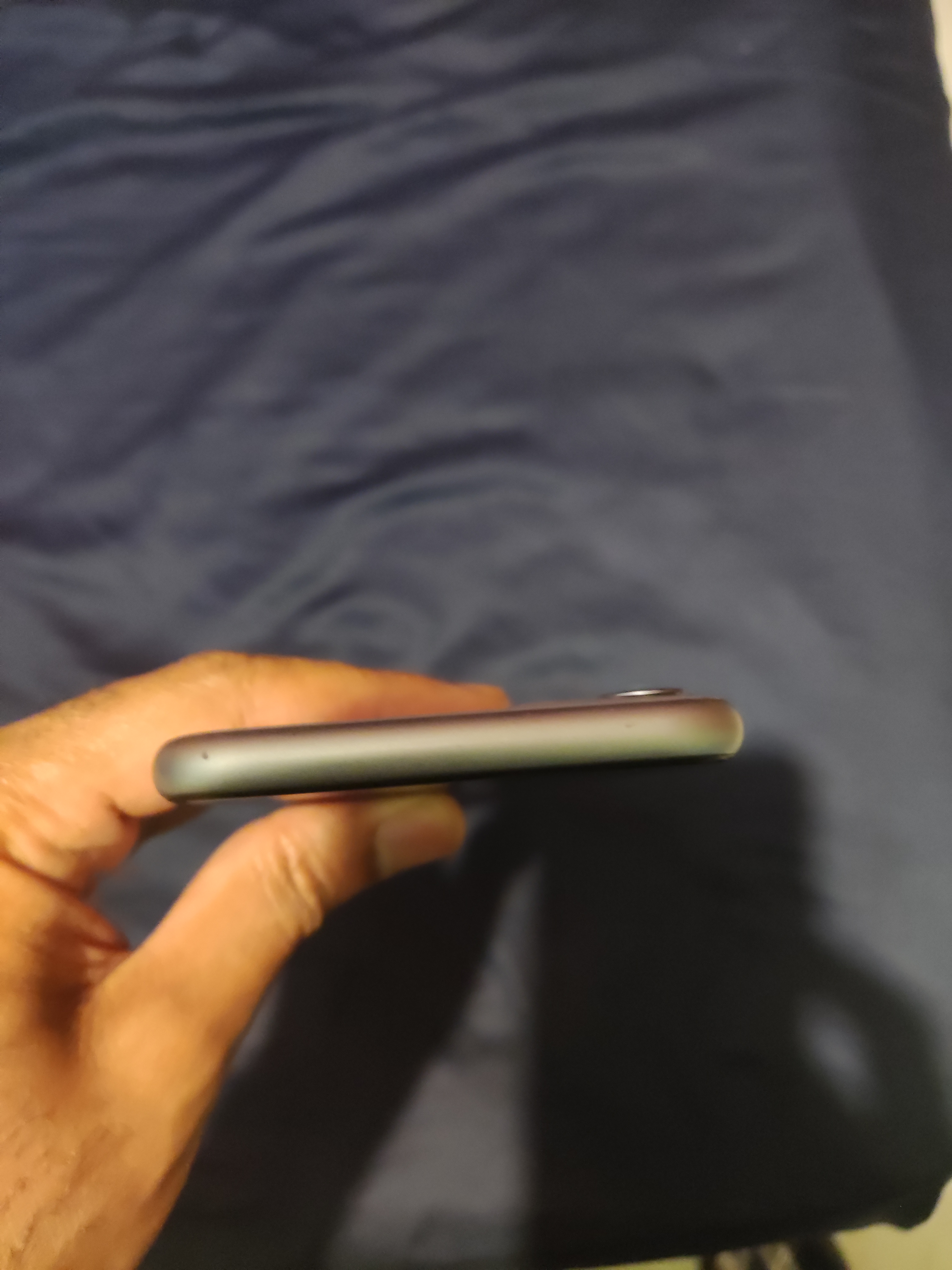 celulares y tabletas - iPhone 11 Normal Morado 256GB Chip Físico y eSIM. 11,790 Negociable. 5