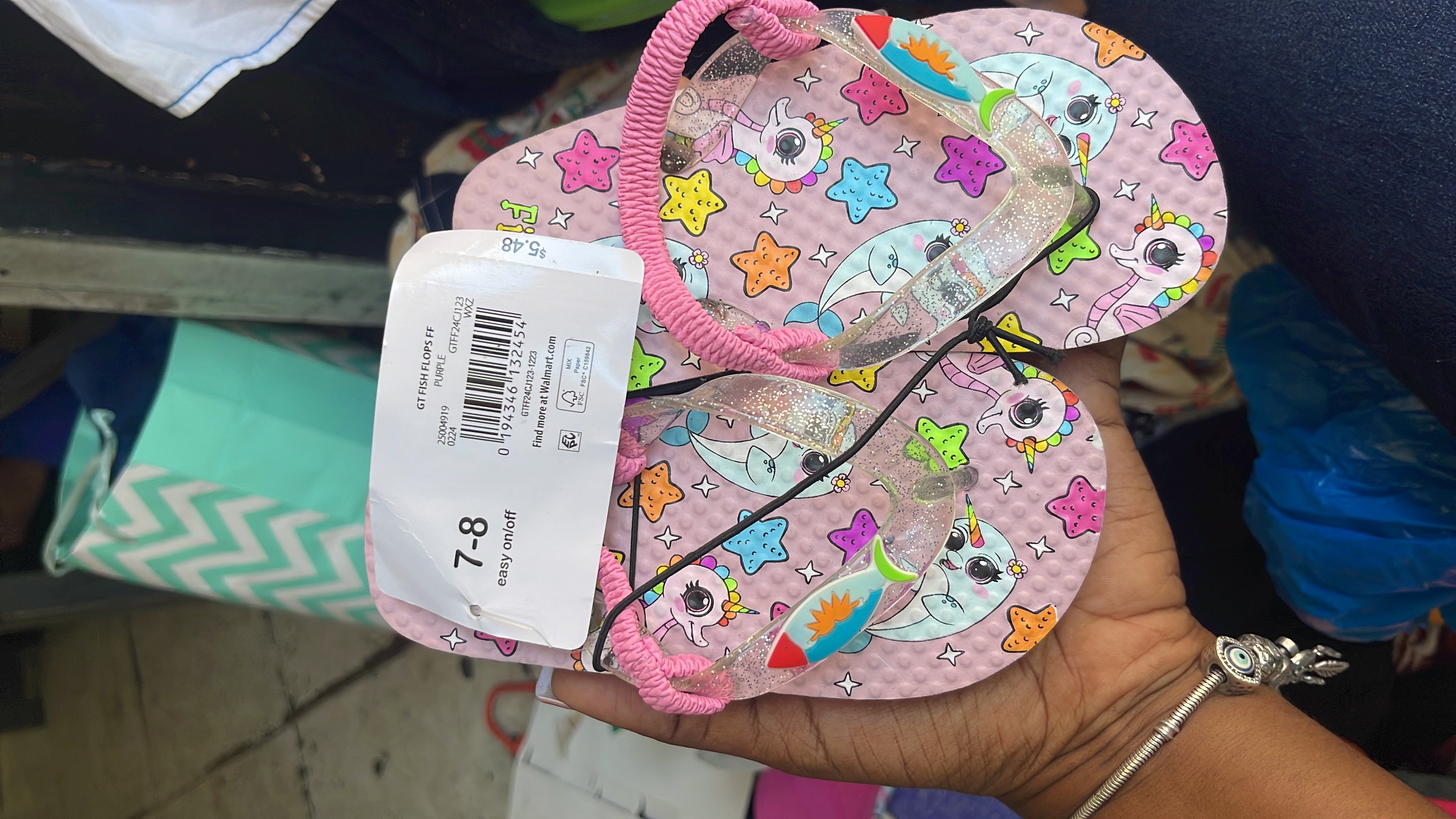 ropa y zapatos - calipsos y alpargatas de niños  0
