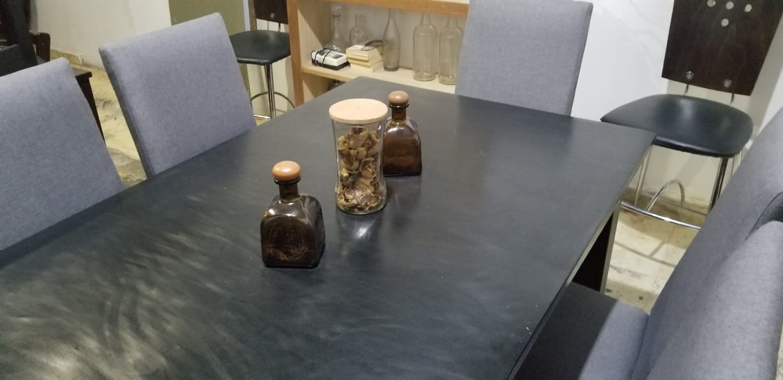 muebles y colchones - comedor usado 6 sillas importados ni roto ni flojo bien de pintura  3
