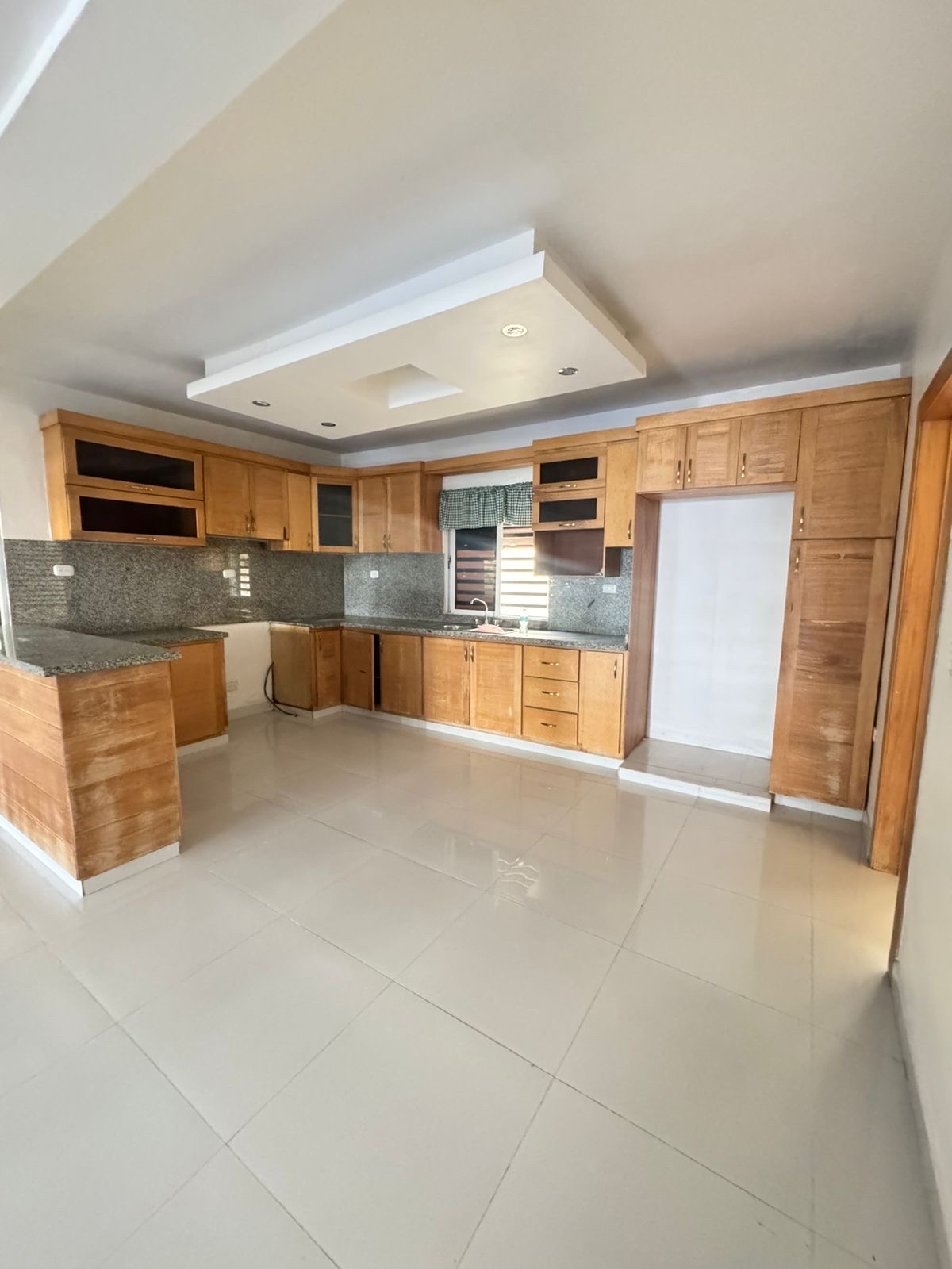casas - venta de casa en la autopista de san isidro brisa oriental Santo Domingo este  4