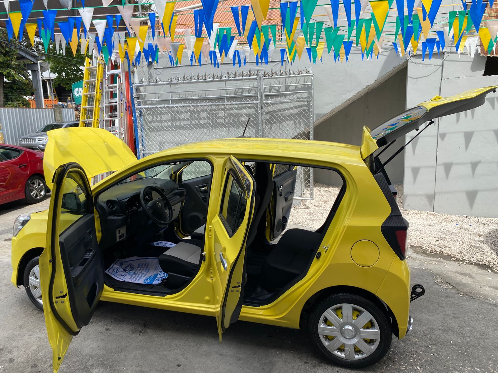 carros - OFERTA! DAIHATSU MIRA 2018 FULL COMO NUEVA  5