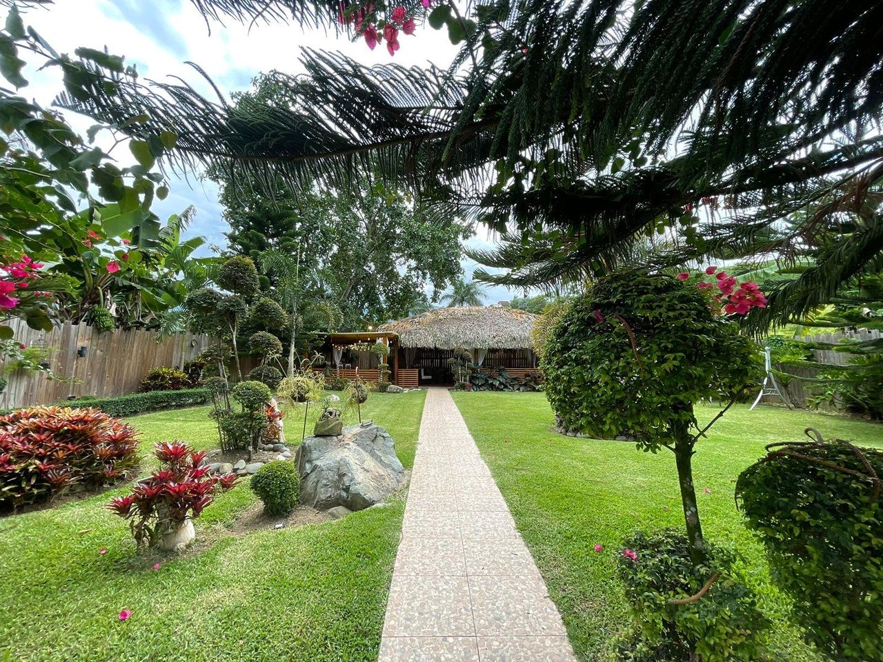 casas vacacionales y villas - Villa en venta en Jarabacoa  0