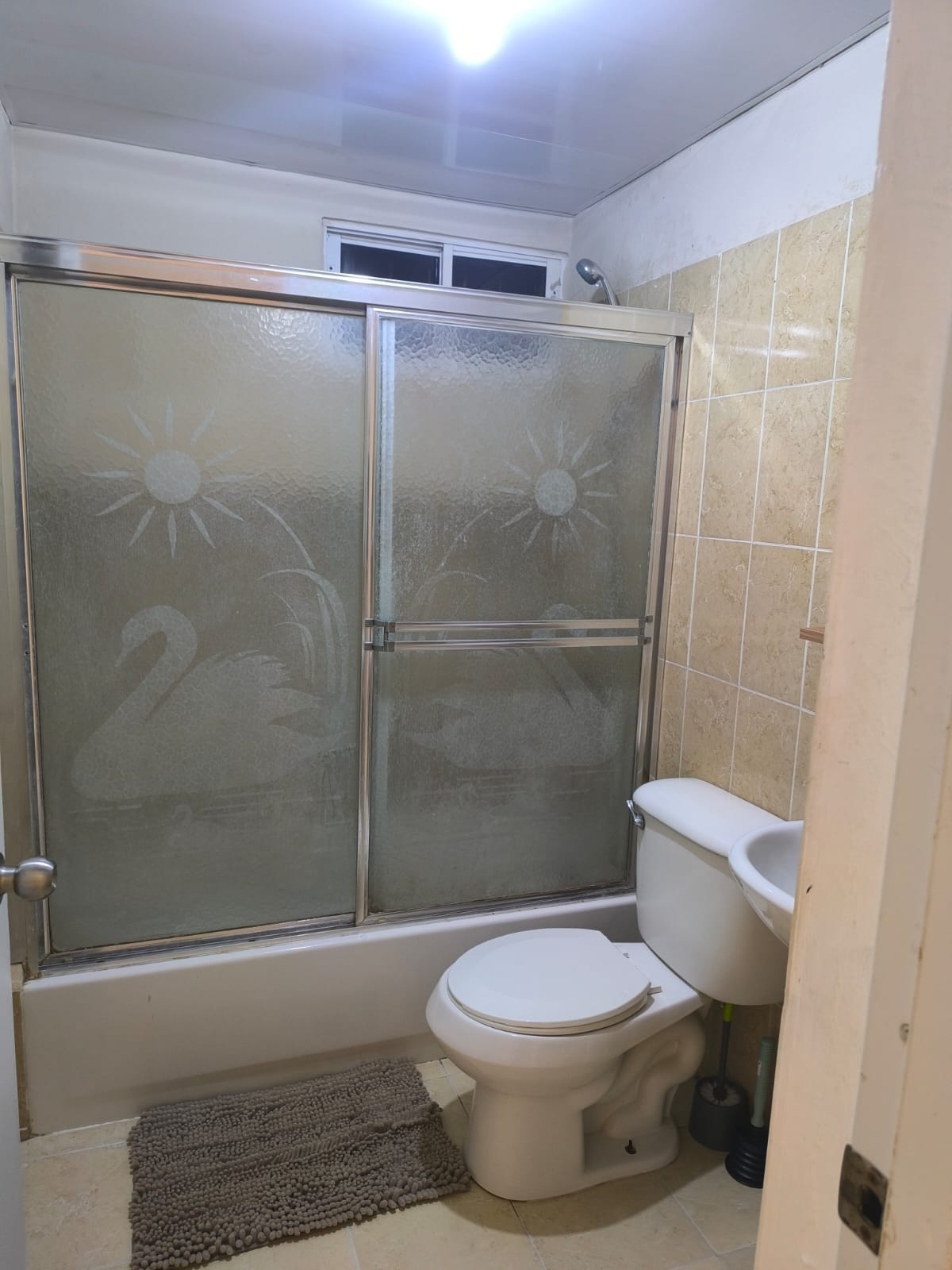 apartamentos - VENDO APARTAMENTO AMUEBLANDO O SIN   SAN ISIDRO  3